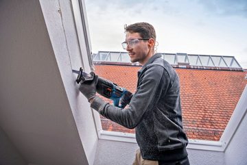 Bosch Professional Akku-Säbelsäge BITURBO. GSA 18V-28, solo, mit Brushless-Technologie, ohne Akku, ohne Ladegerät