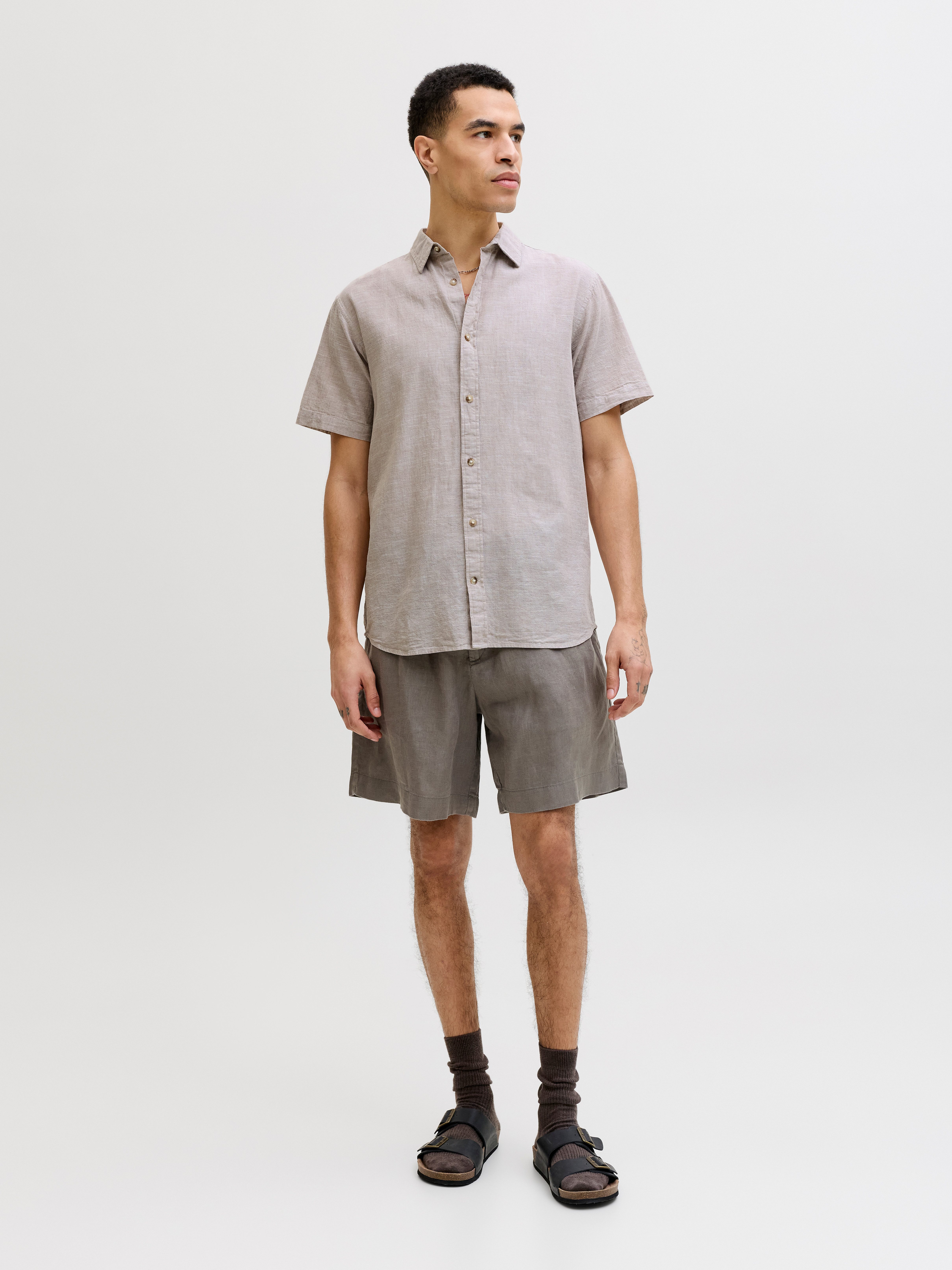 Jack & Jones Kurzarmhemd JJESUMMER LINEN BLEND SHIRT S/S SN Baumwolle mit Leinen, regular fit