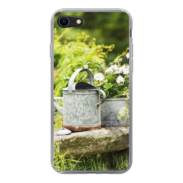 MuchoWow Handyhülle Gießkanne - Blumen - Garten Handyhülle Apple iPhone 7 Smartphone-Bumper Print Handy Schutzhülle