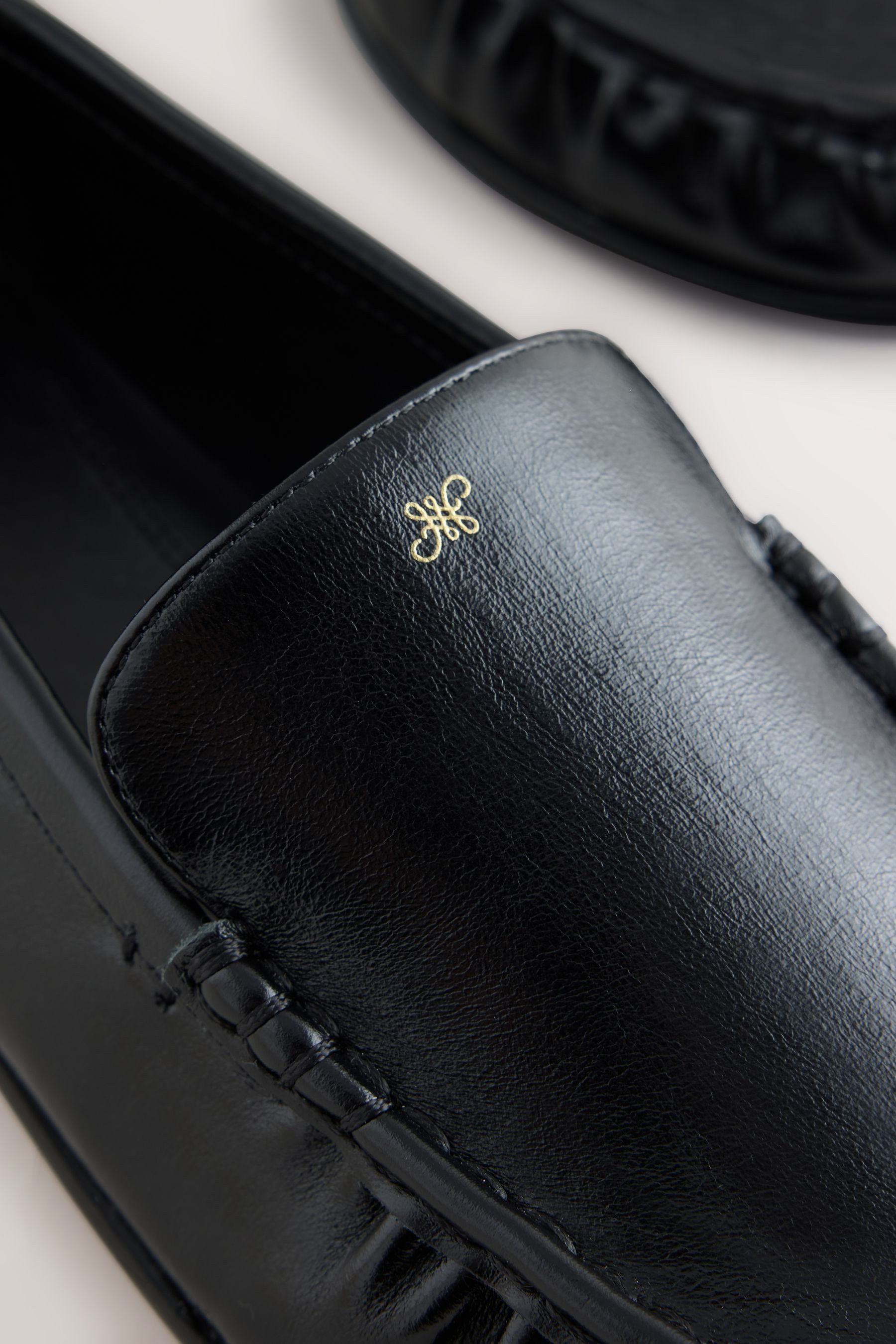 Next Forever Comfort® Leder-Loafer, runde Zehenpartie Loafer (1-tlg)