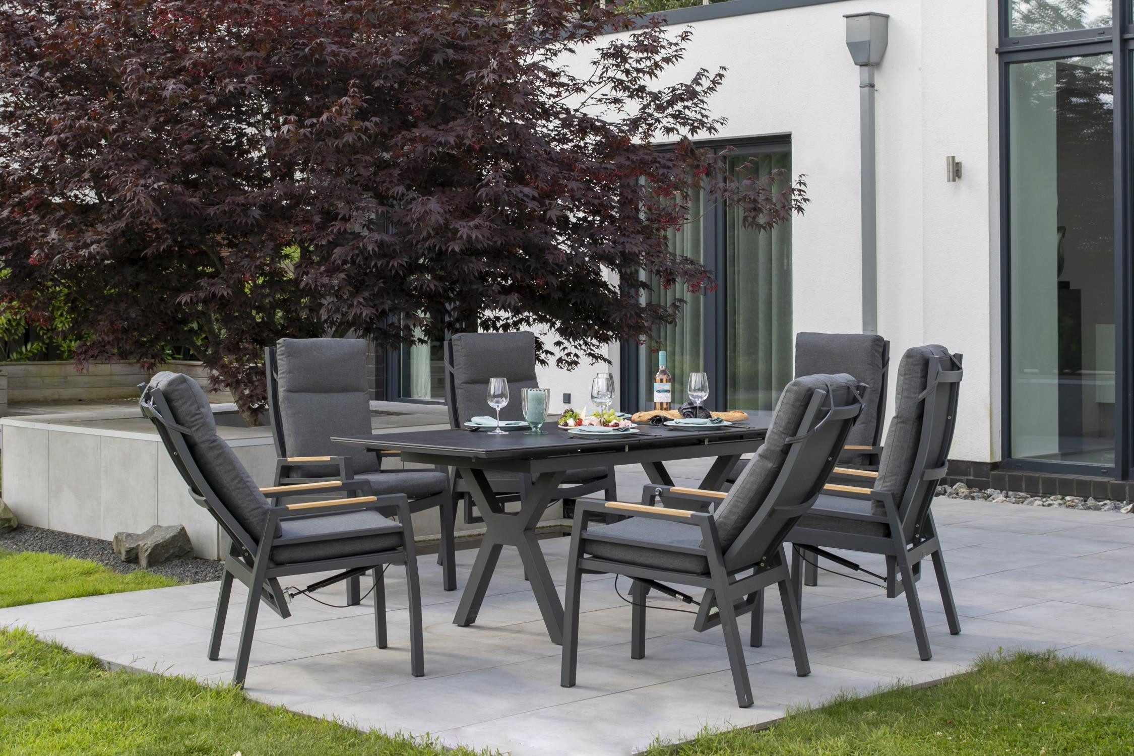 MR.DEKO Gartenlounge-Set Gartenmöbelset Relaxsessel Sevilla mit Tisch Granada 160/210 x 90 cm