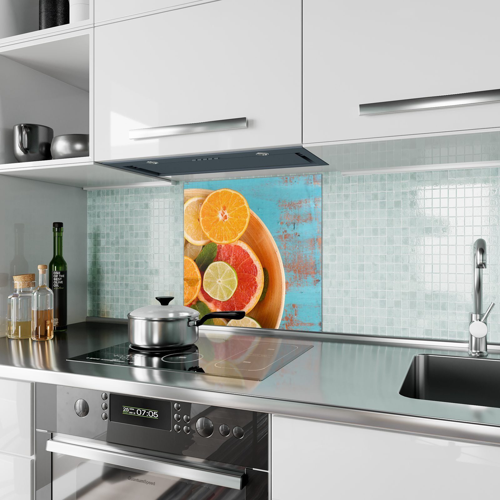 Primedeco Küchenrückwand Küchenrückwand Spritzschutz Motiv im Töpfche Zitrusscheiben Glas mit