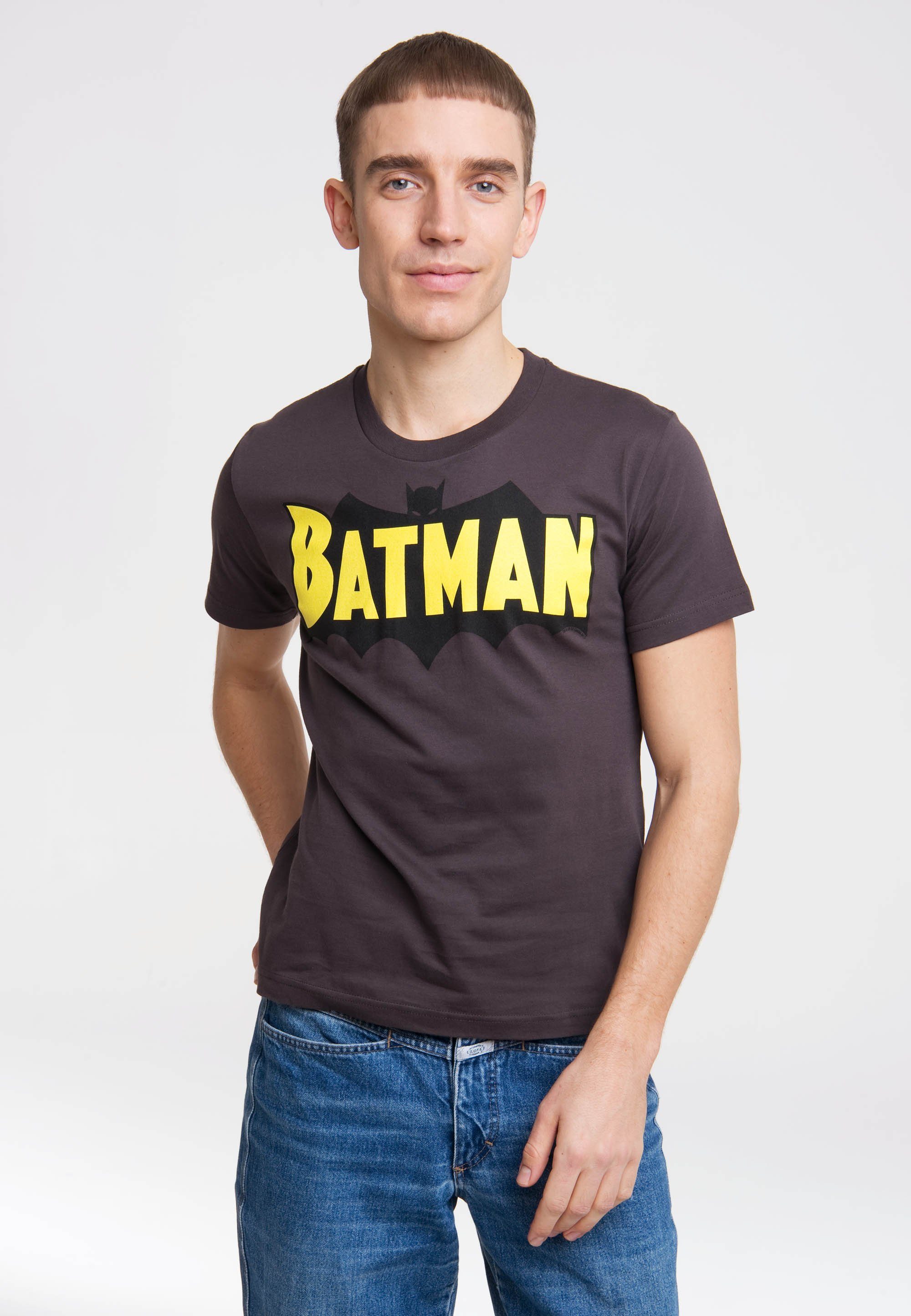 LOGOSHIRT T-Shirt BATMAN coolem mit Superhelden-Logo - WINGS