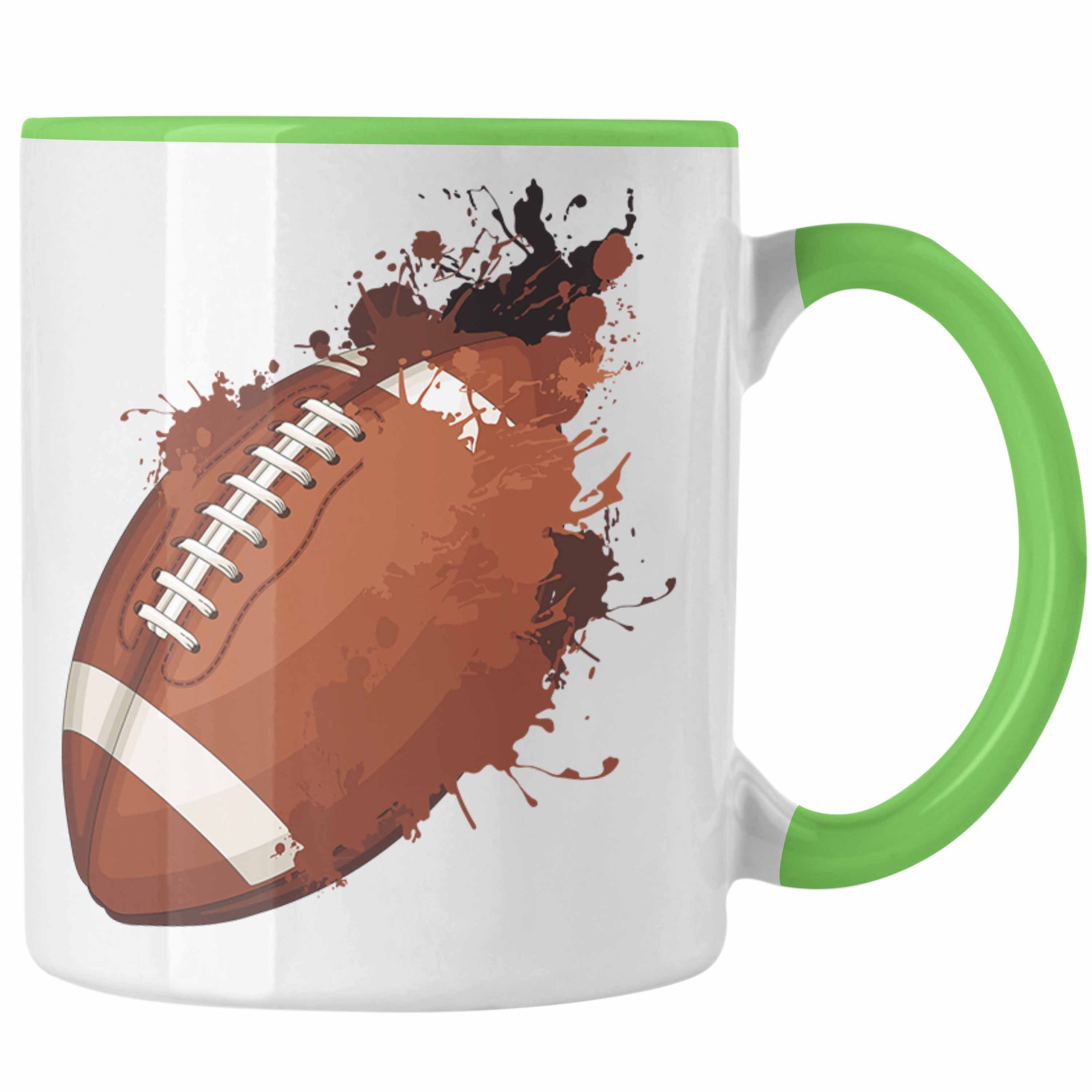 Trendation Tasse American Football Tasse Geschenk Geschenkidee Grafik Grün Football-Spieler