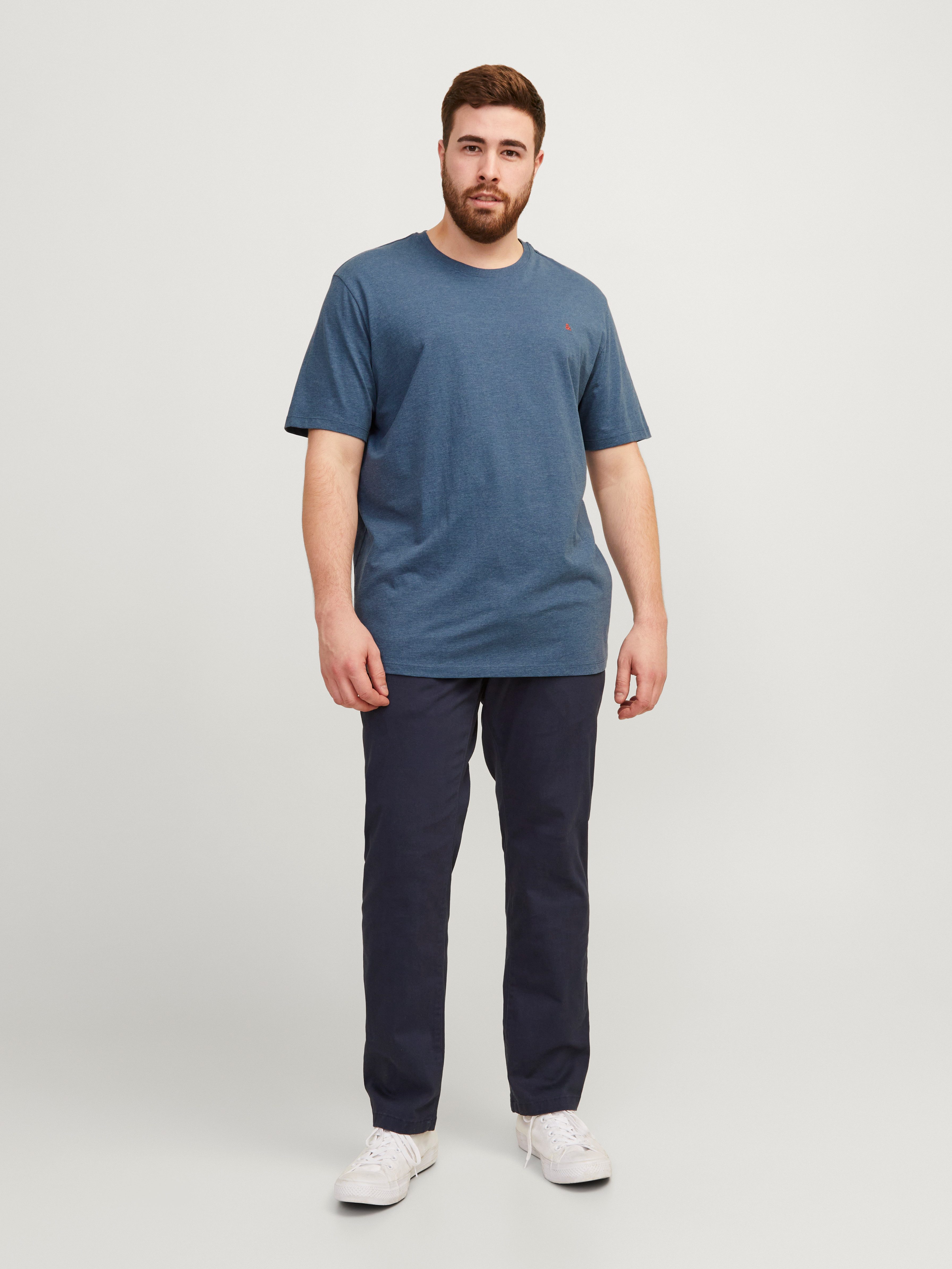 Jack & Jones PlusSize T-Shirt JJEPAULOS TEE SS CREW NECK NOOS PLS mit Logo Stickerei