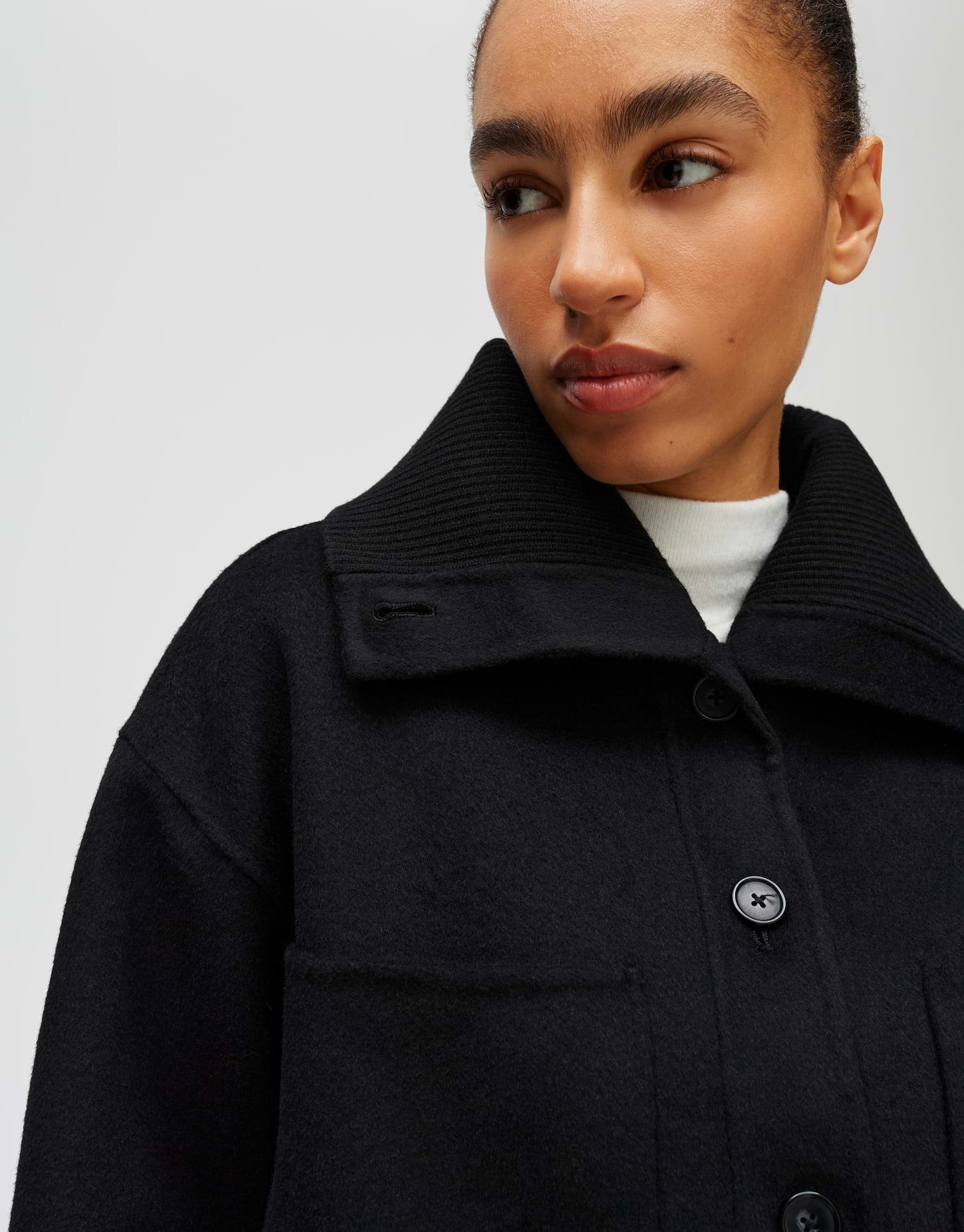 OPUS Wolljacke JOSIA mit breitem Strickkragen überschnittene Schulter mit Langarm, aufgesetzte Taschen vorne – Bild 4 von 5