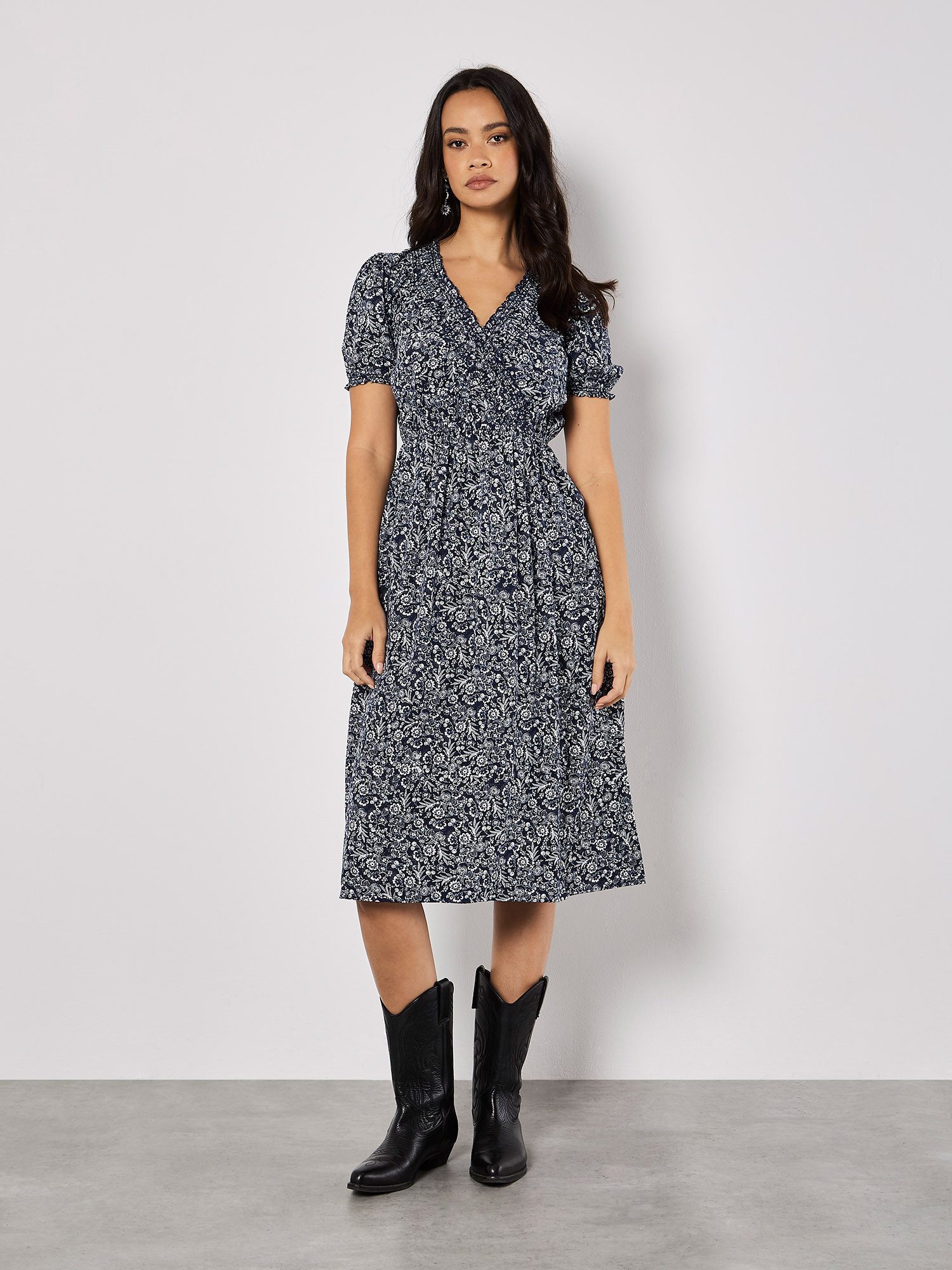 Apricot Druckkleid Geblümtes Midikleid, in Wickeloptik günstig online kaufen