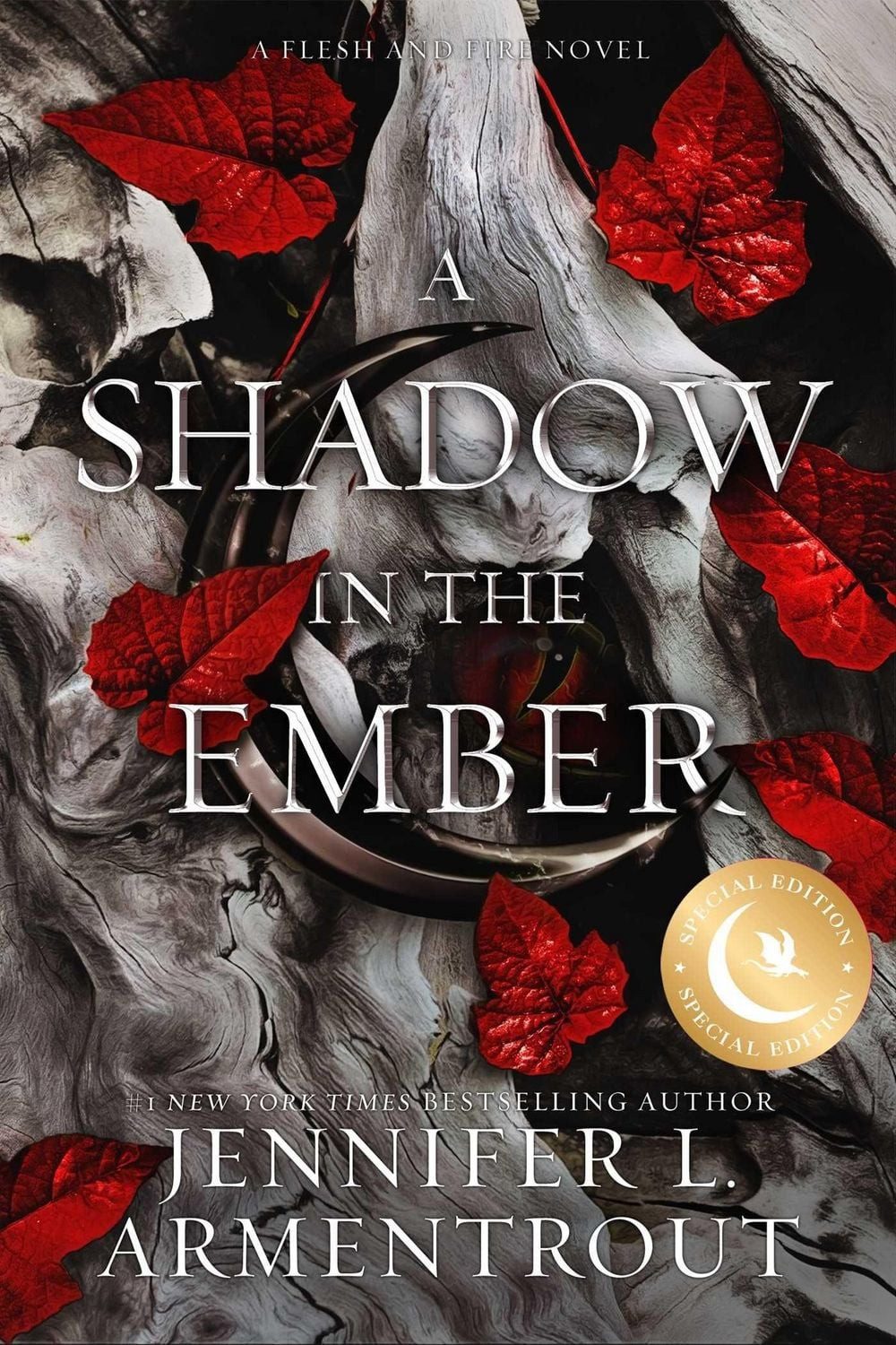 A Shadow in the Ember Special Edition / Jennifer L. Armentrout