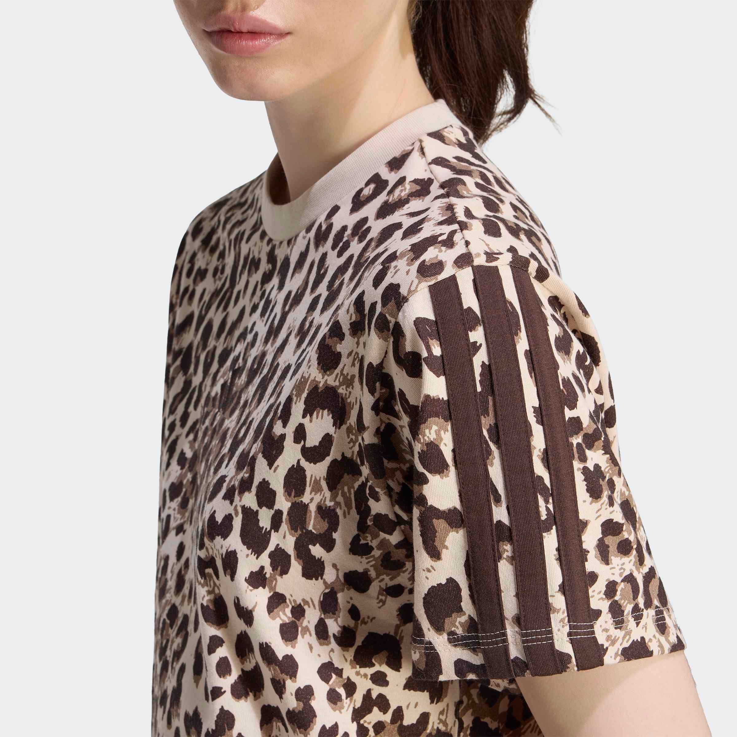 adidas Sportswear T-Shirt SEASONAL ESSENTIALS MIT ANIMALPRINT