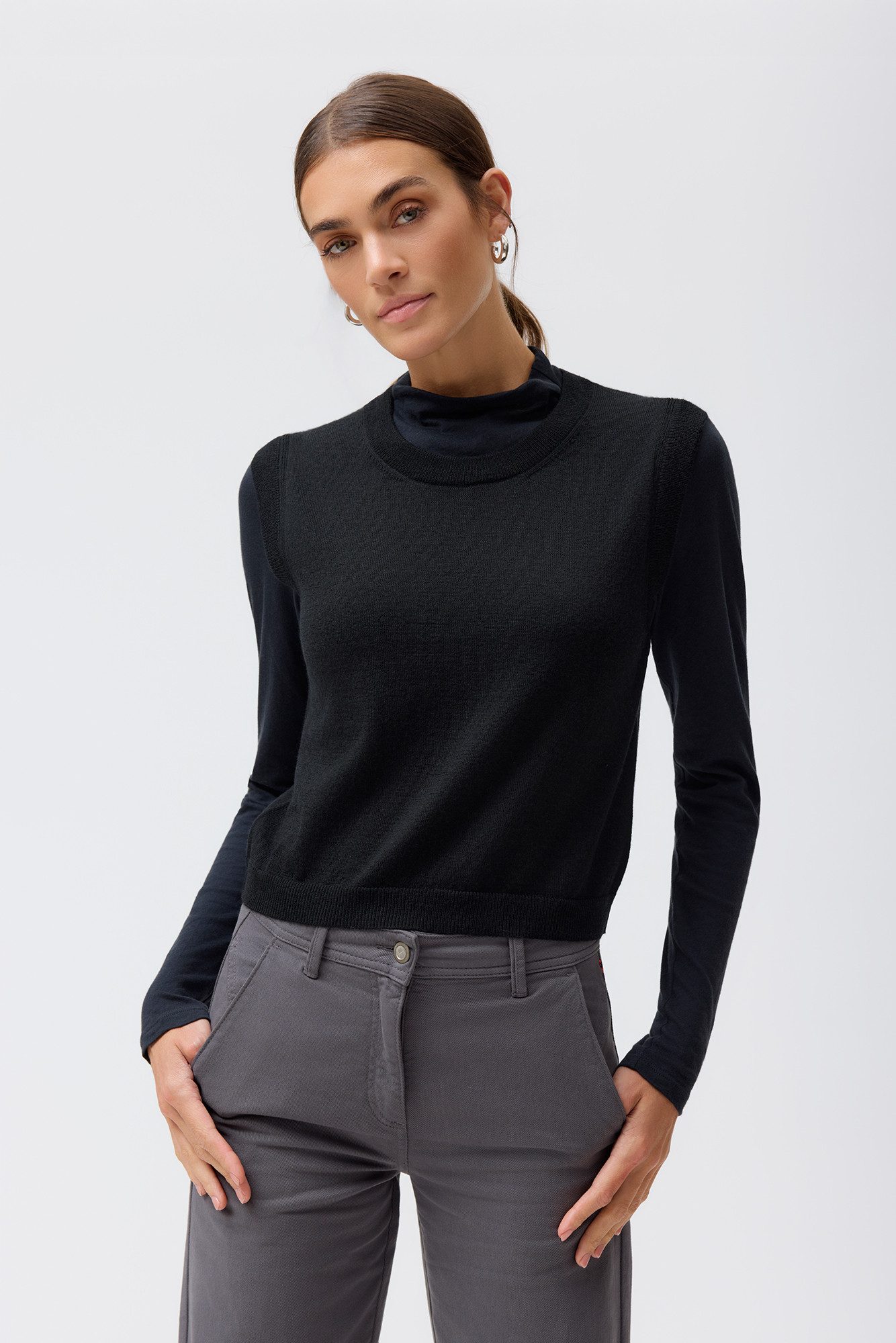 People Wear Organic Pullunder aus Merino, schwarz uni GOTS zertifiziert