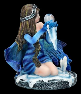 Figuren Shop GmbH Fantasy-Figur Elfen Figur klein blau - Winara Winter Fee - Fee Fantasy Dekoration De