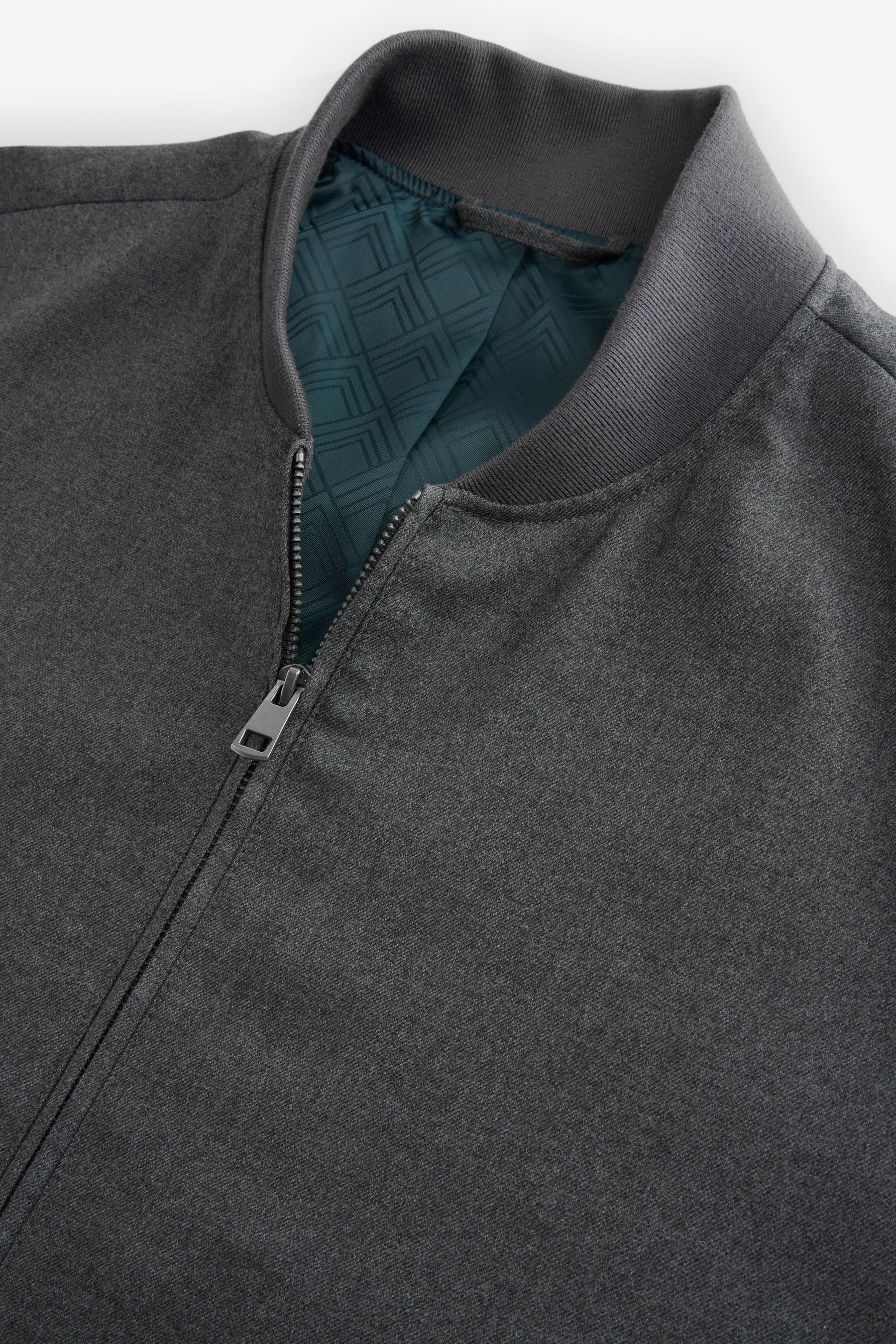 Next Bomberjacke Slim Fit Bomberjacke aus Flanell (1-St)