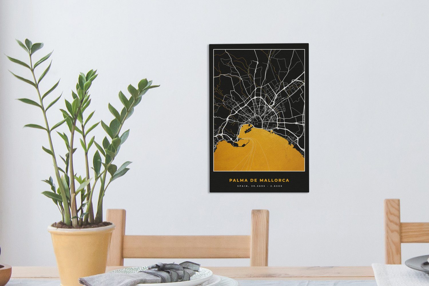 OneMillionCanvasses® Leinwandbild Mallorca - inkl. Gold fertig 20x30 Gemälde, - cm (1 Karte, Stadtplan Leinwandbild Zackenaufhänger, bespannt - St)