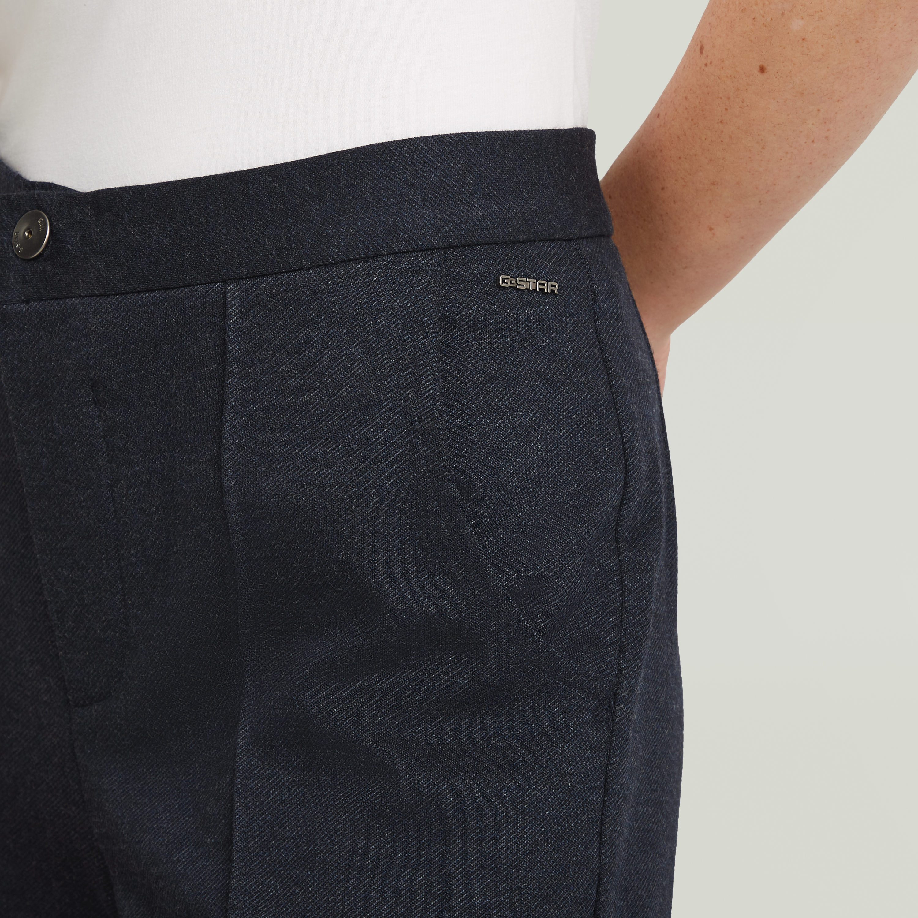 G-STAR Jerseyhose Dressed Jersey Pants mit einem bequemen Gummibund hinten