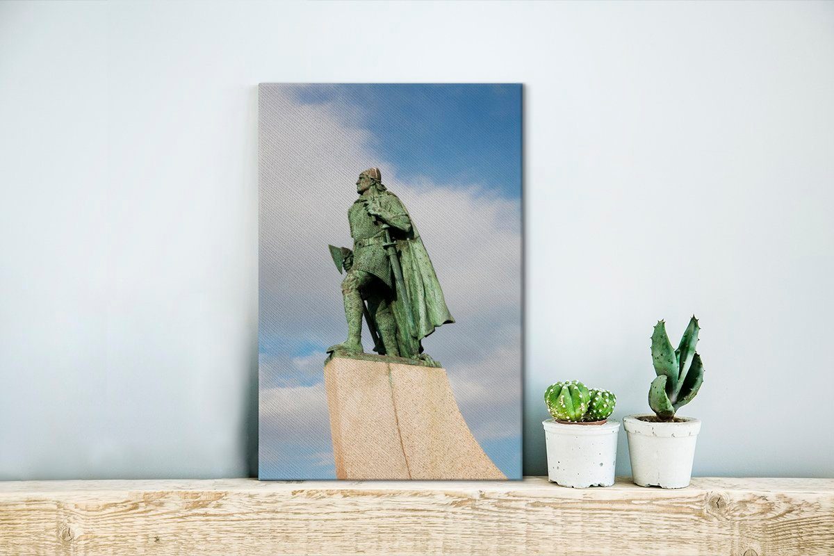 Leinwandbild inkl. eines Wikingers, Statue bespannt OneMillionCanvasses® 20x30 Zackenaufhänger, (1 fertig cm Gemälde, St), Leinwandbild