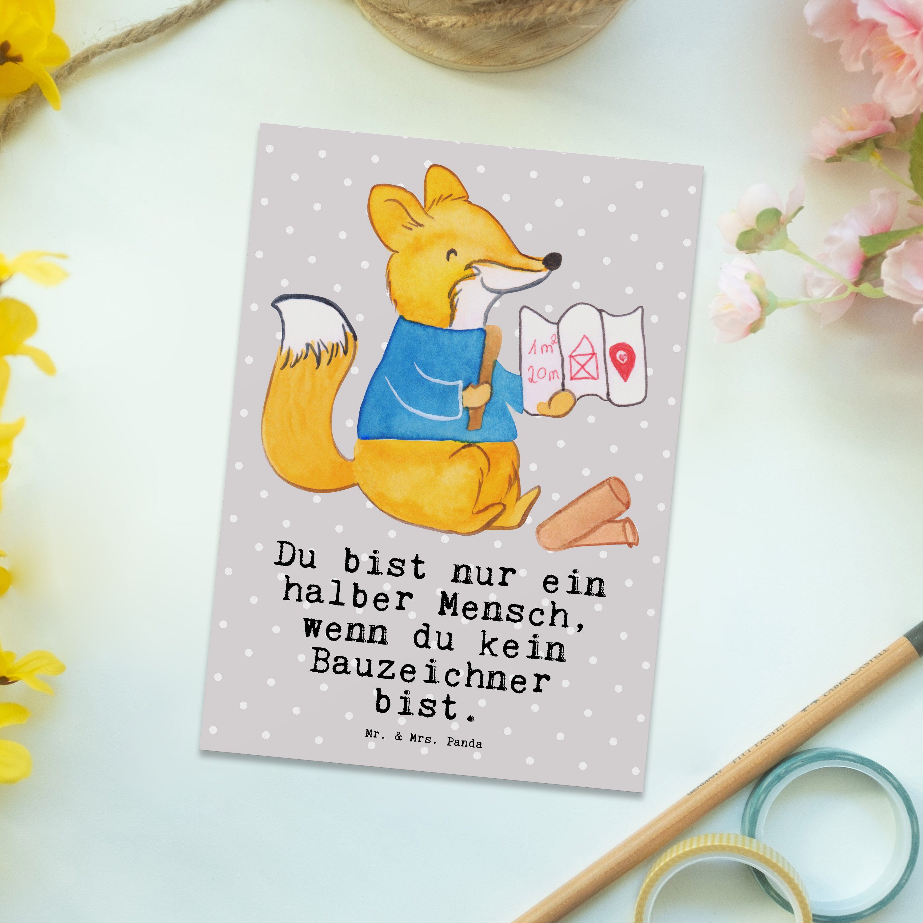 Mr. & Mrs. Panda Postkarte Herz - Bauzeichner - mit Grau Geschenk, Pastell Abschied, Geschenkkar
