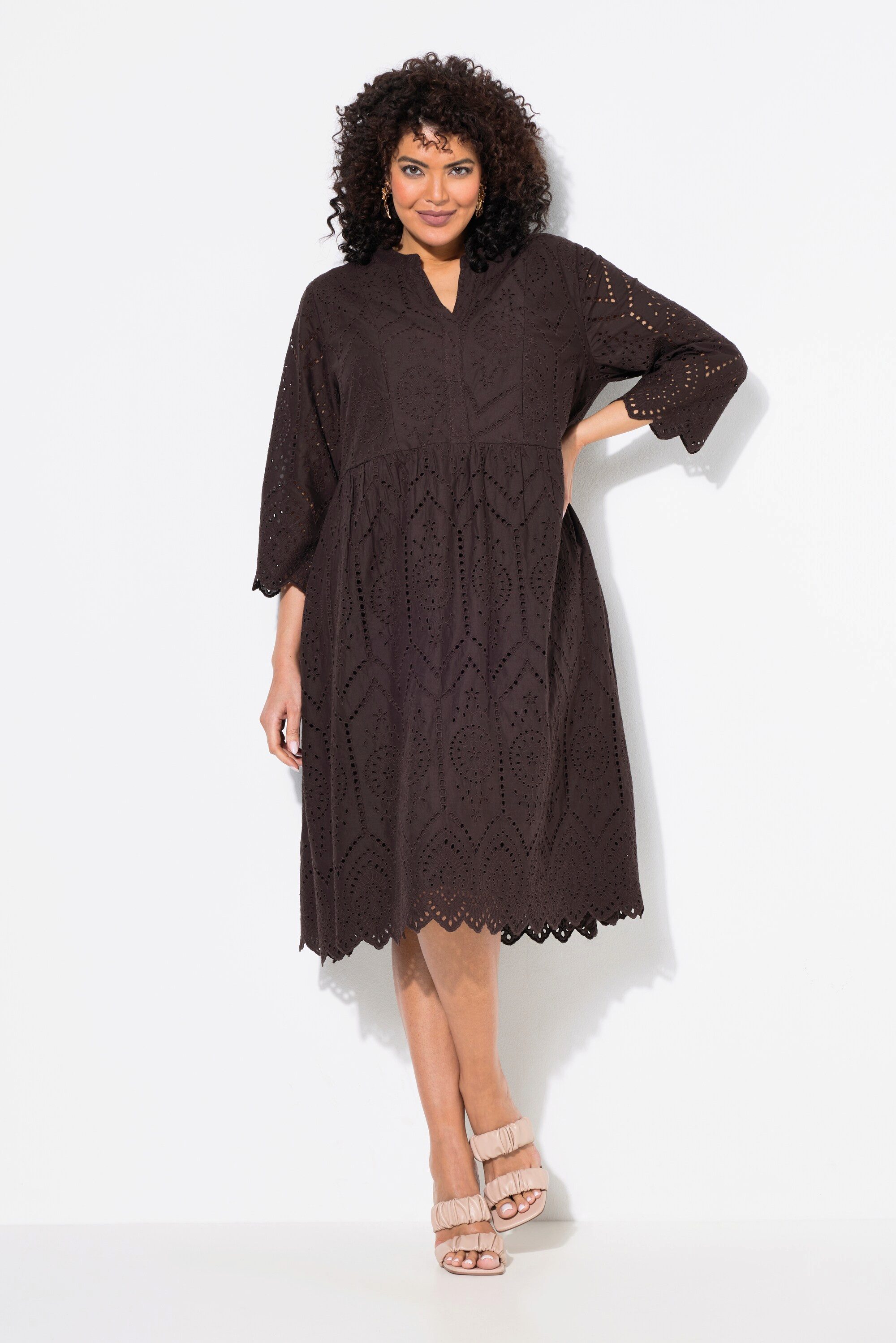 Ulla Popken Maxikleid Midikleid Lochspitze Tunika-Ausschnitt günstig online kaufen