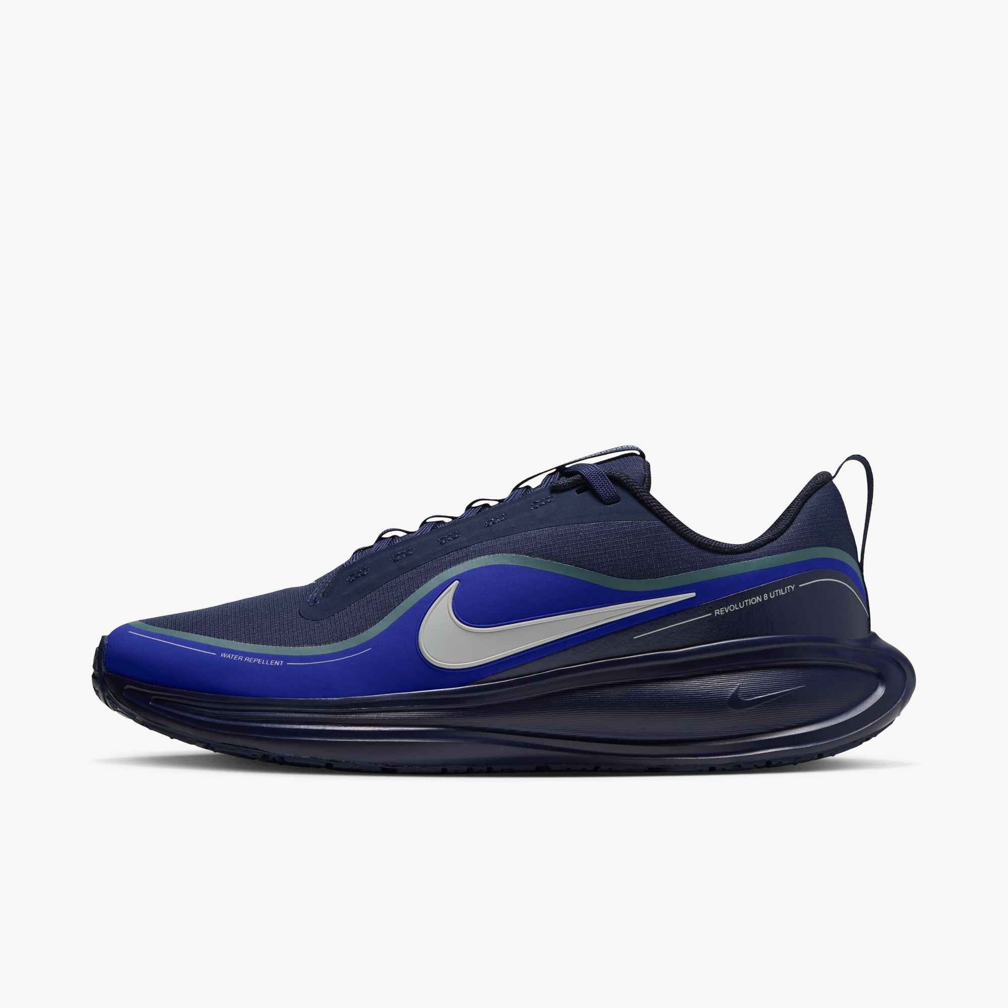 Nike Revolution 8 Utility Laufschuh
