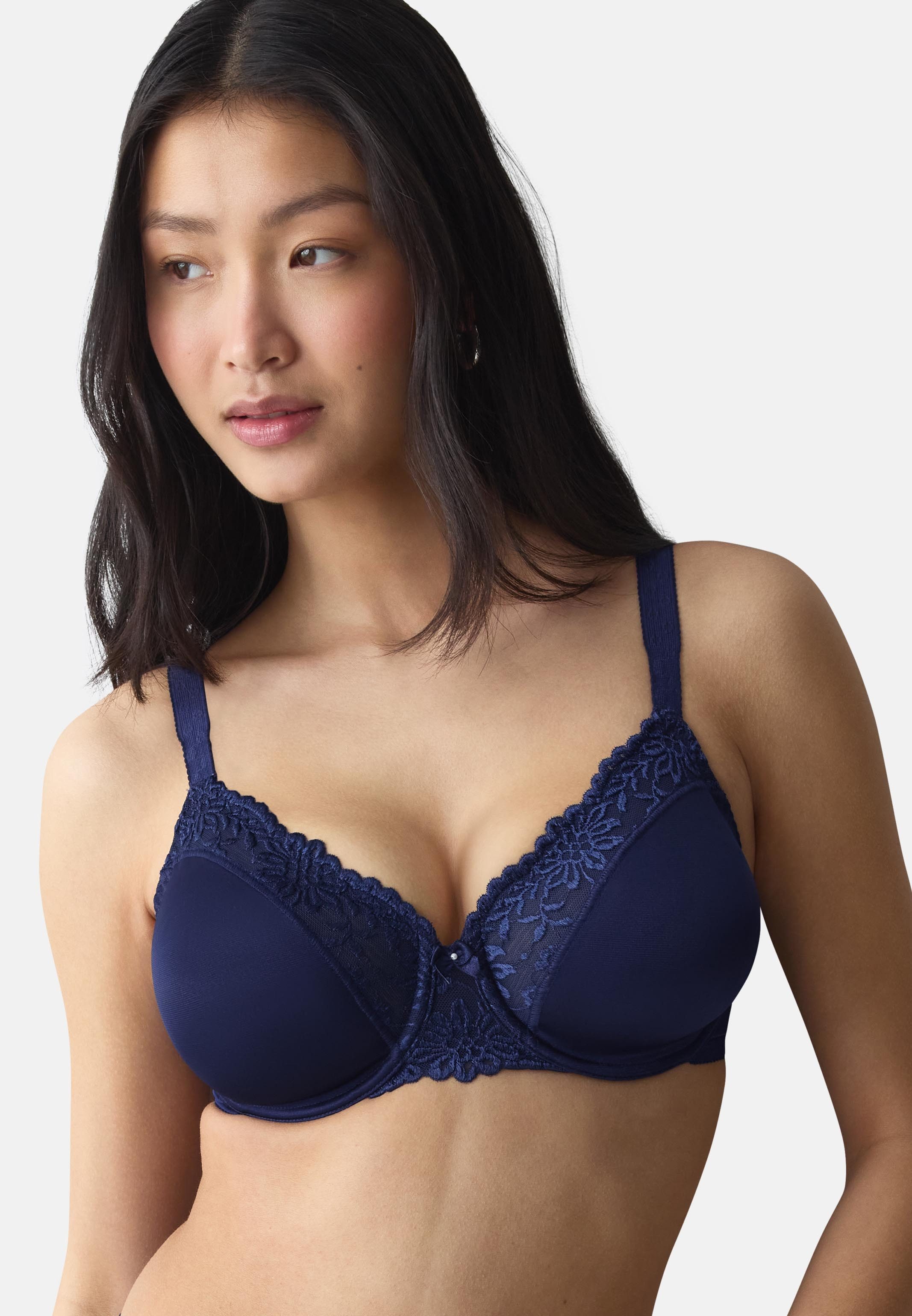 Triumph Minimizer-BH Ladyform Soft T W01 (1-tlg) Minimizer-BH - Blickdicht - Spitzeneinsätze für feminine Details