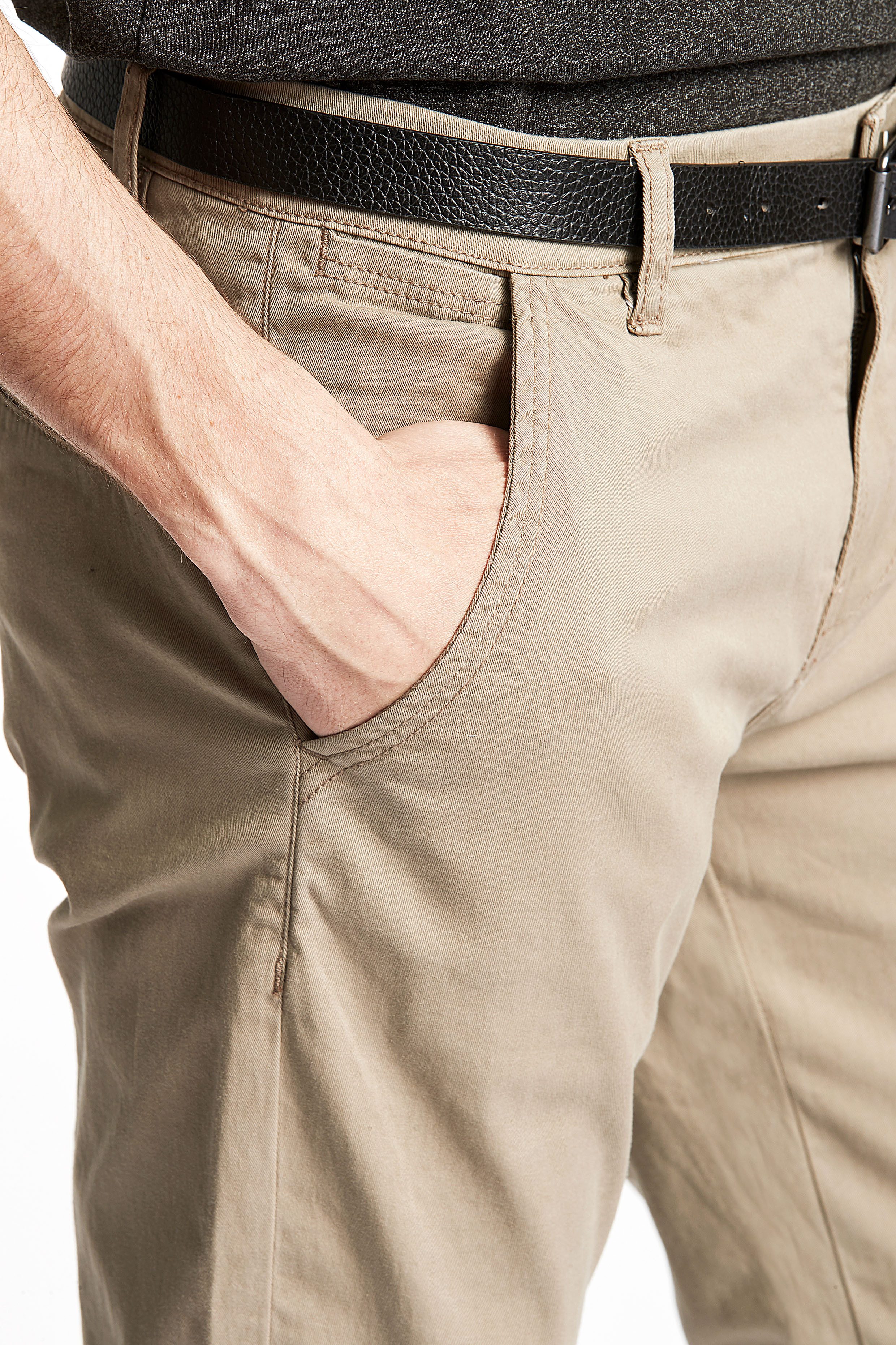 LINDBERGH Chinohose (2-tlg) mit Gürtel und Stretch – Bild 4 von 5