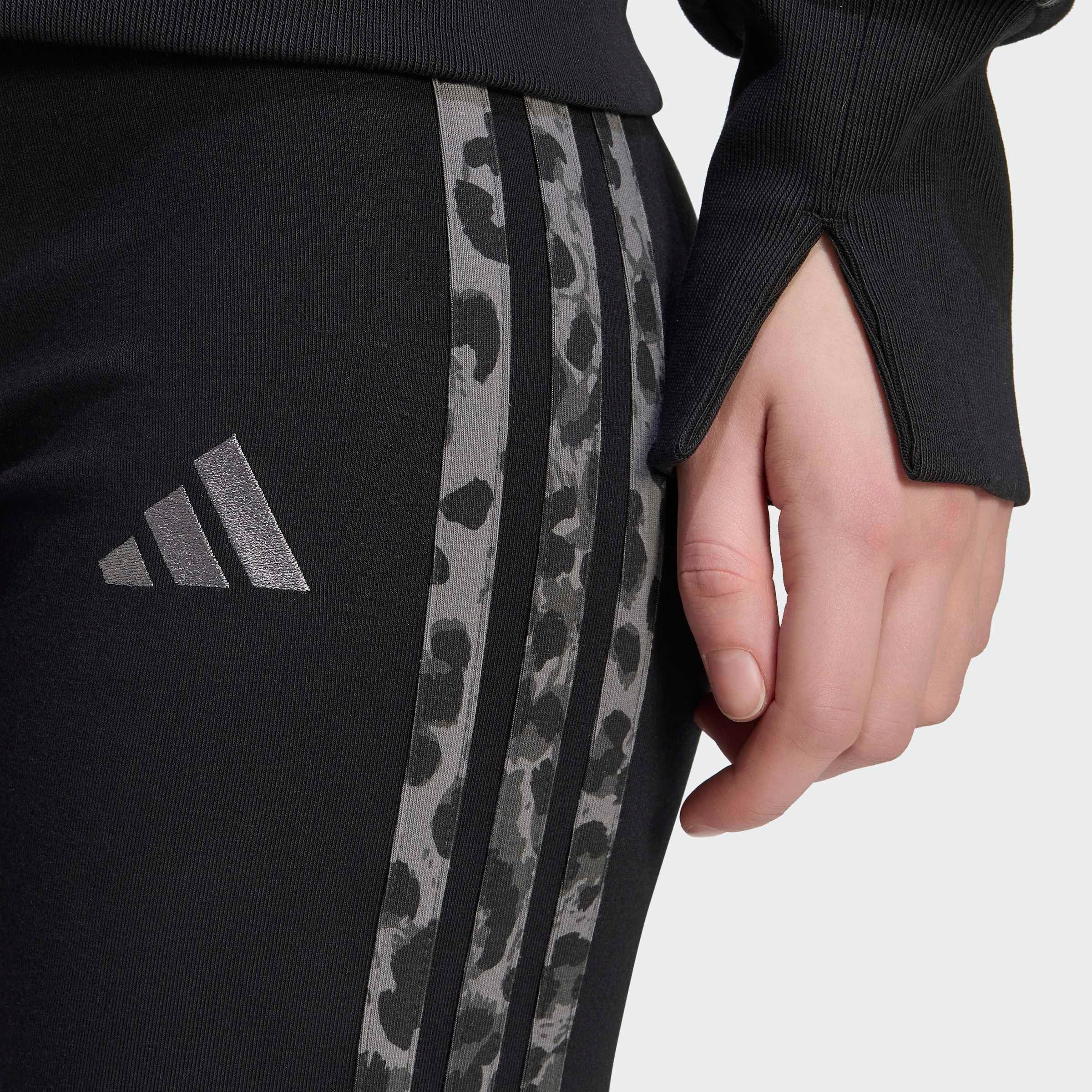 adidas Sportswear Leggings W AOP 3S LEG für Erwachsene, mit sportlichem Stil, eng anliegende Passform