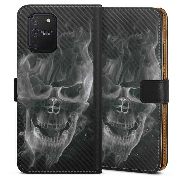 DeinDesign Handyhülle Totenkopf Schädel Carbon Smoke Skull Carbon Samsung Galaxy S10 Lite Hülle Handy Flip Case Wallet Cover