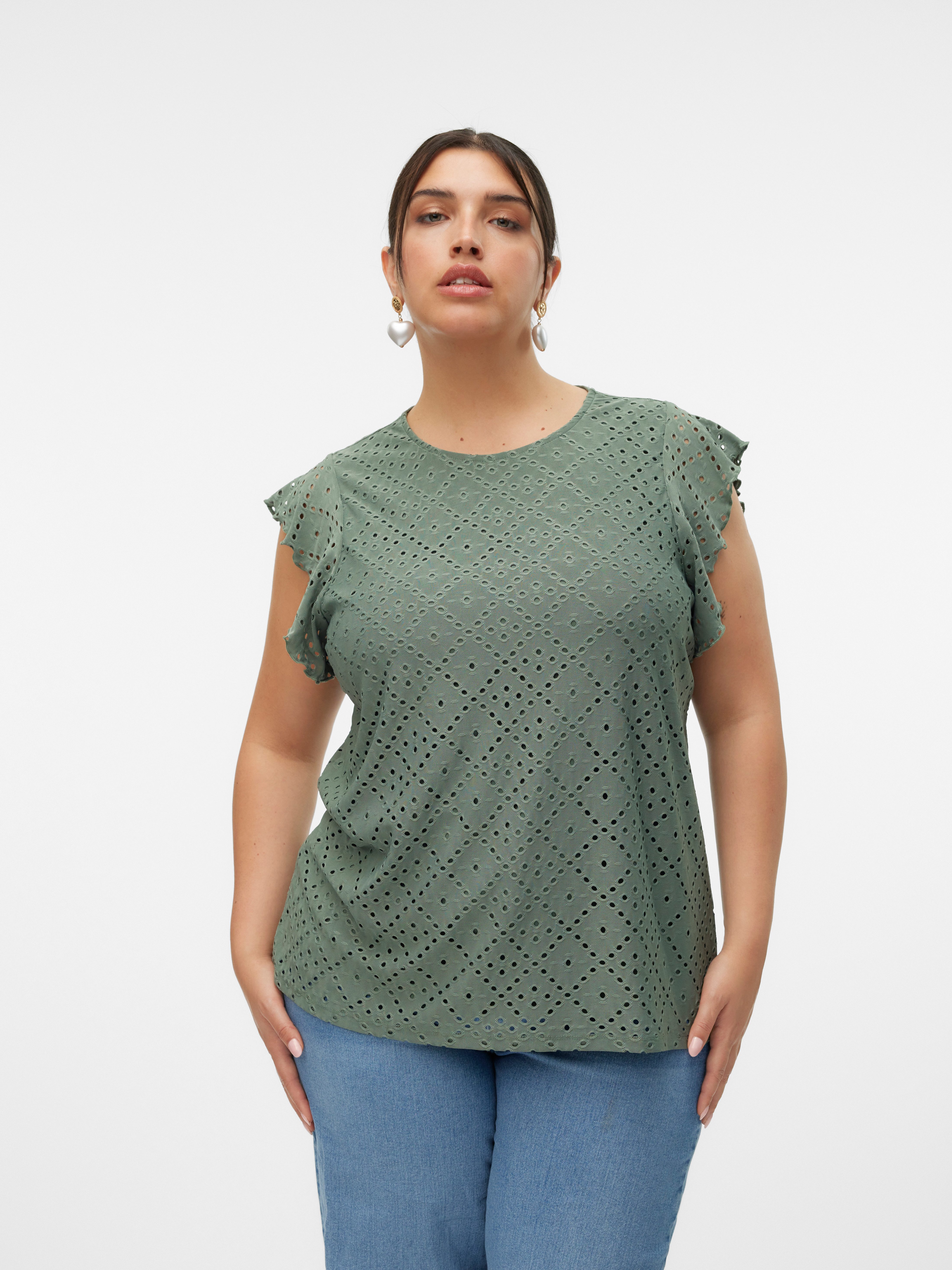 Vero Moda Curve Spitzenshirt VMCTASSA SL FRILL TOP NOOS CUR Materialmix, loose fit