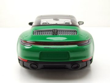 Minichamps Modellauto Porsche 911 992 Targa 4 GTS 2021 grün Modellauto 1:18 Minichamps, Maßstab 1:18