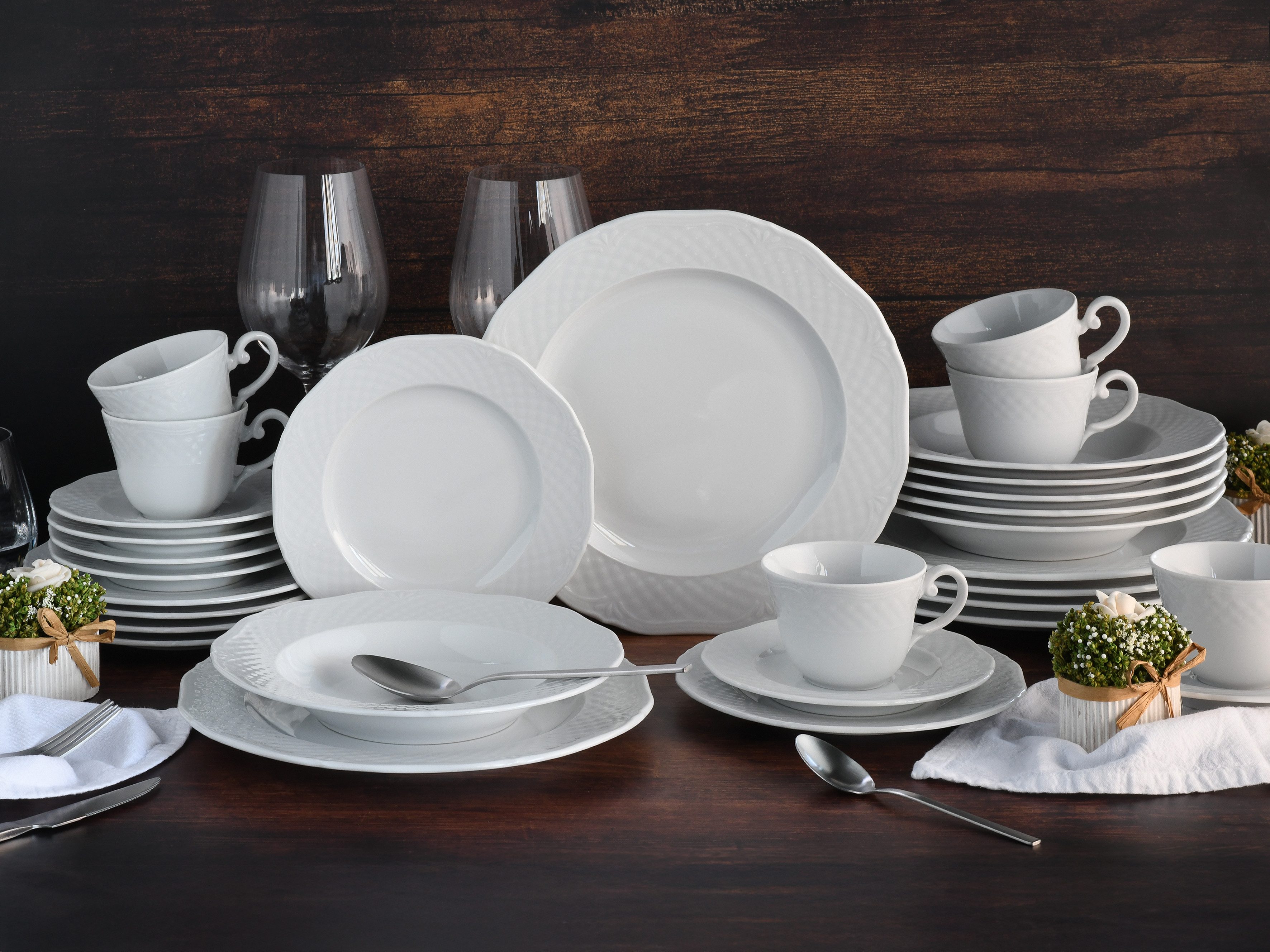 CreaTable Kombiservice Arianne Weiss, Service 30-tlg. (30-tlg), 6 Personen, Porzellan, Klassisch, Zeitlos