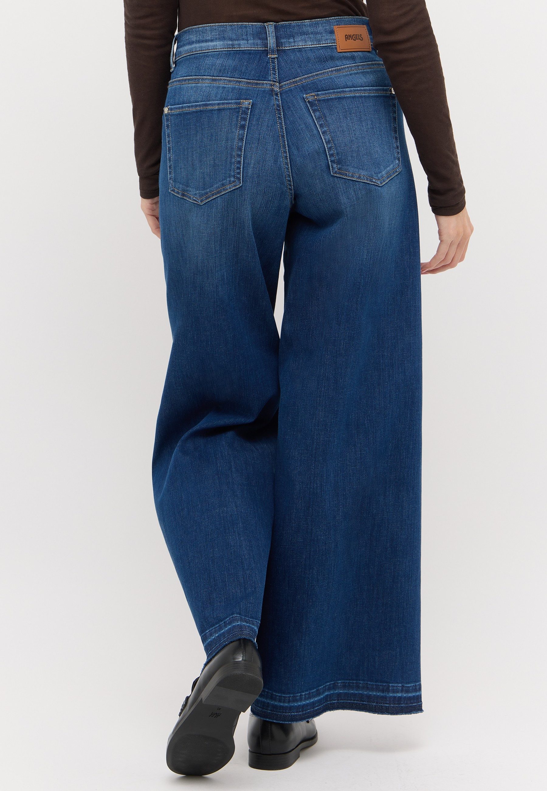 ANGELS Schlagjeans LIVA EDGY mit extraweitem Bein und Teilungsnaht