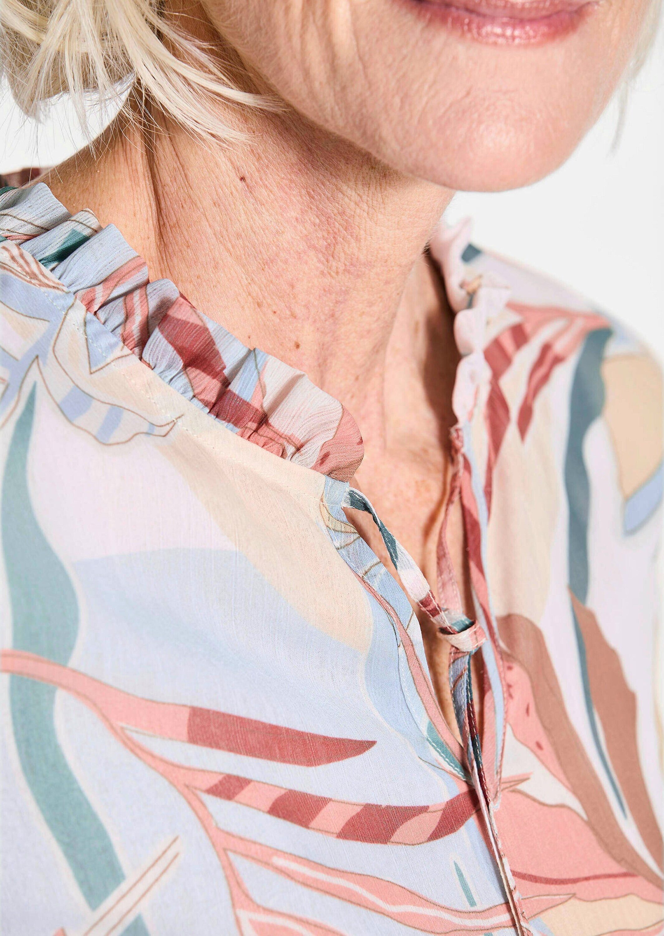 GOLDNER Schlupfbluse Luftige Bluse mit Rüschen-Details Romantische Chiffonbluse mit V-Ausschnitt, Langarm, floraler Druck
