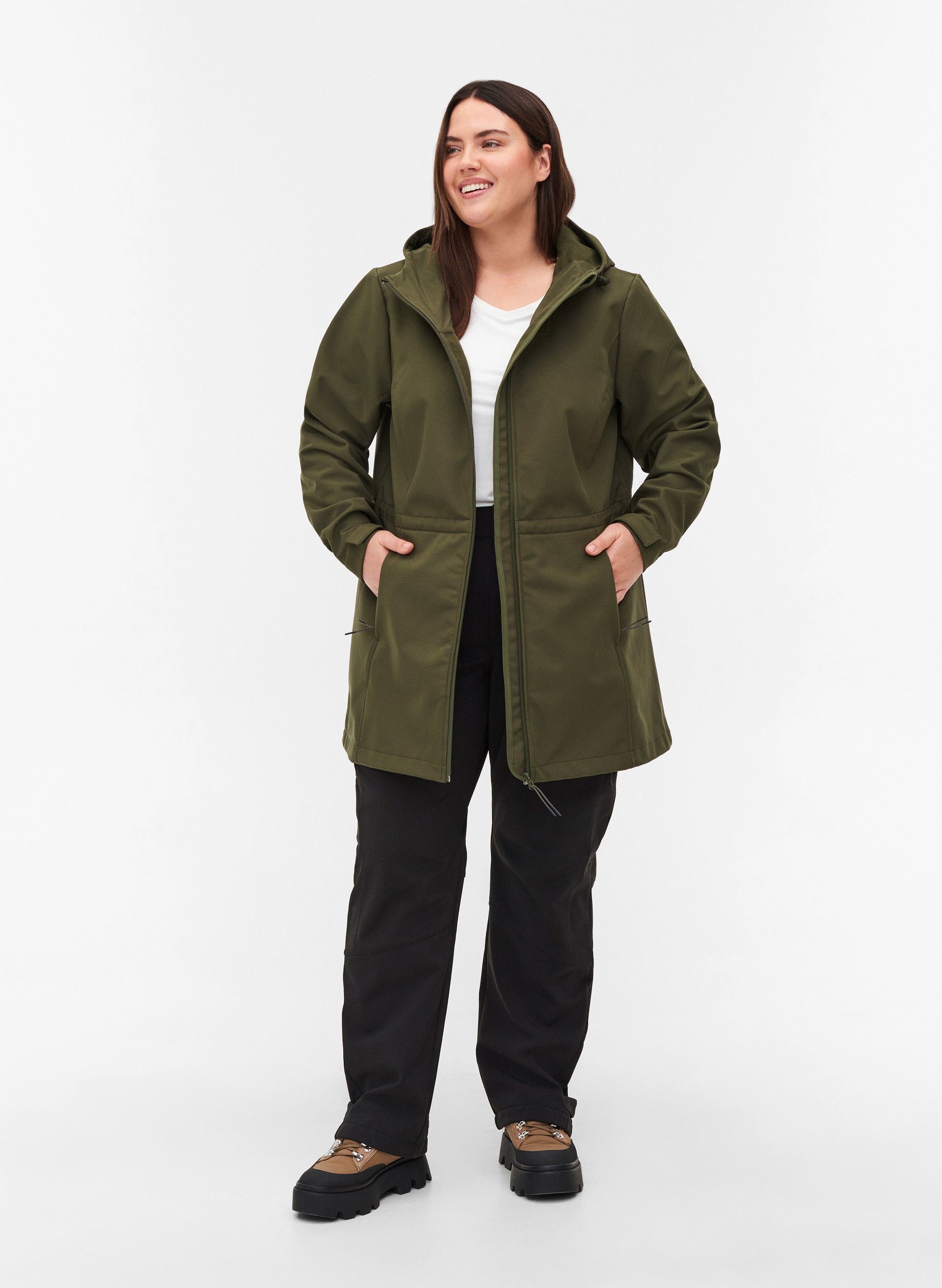 Zizzi Softshelljacke Große Größen Damen Softshell-Jacke mit Kapuze,  Reißverschluss und verstellbarer Taille online kaufen | OTTO