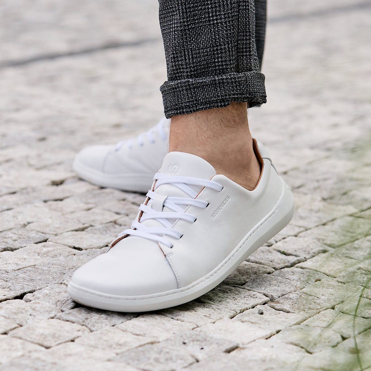 Skinners Walker (Premium-Leder, breite Zehenbox) schwarz Sneaker