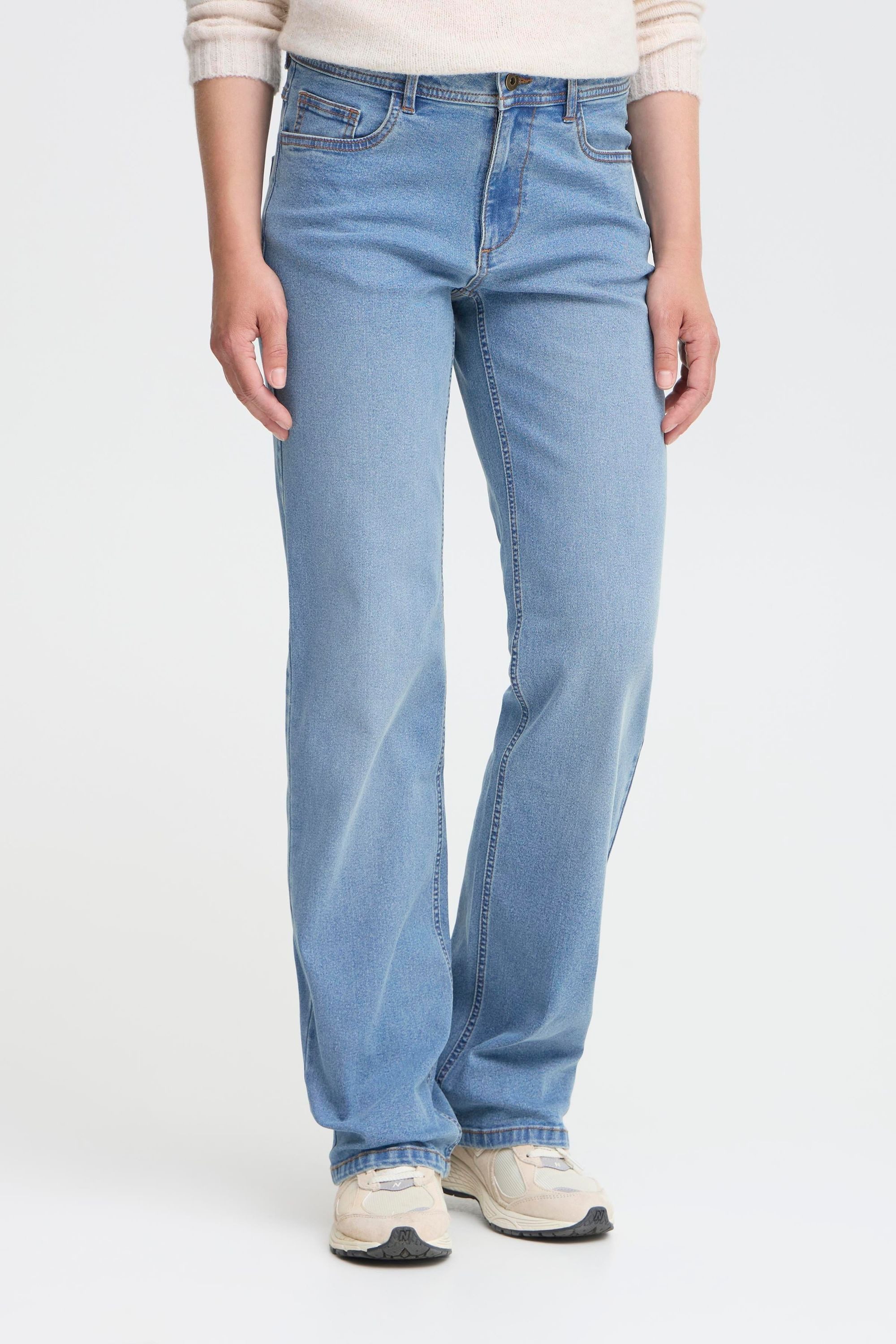 OXMO Straight-Jeans OXHelle Klassische 5-Pocket Jeanshose. Reduzierter Preis € 27,99. Unverbindliche Preisempfehlung € 44,99