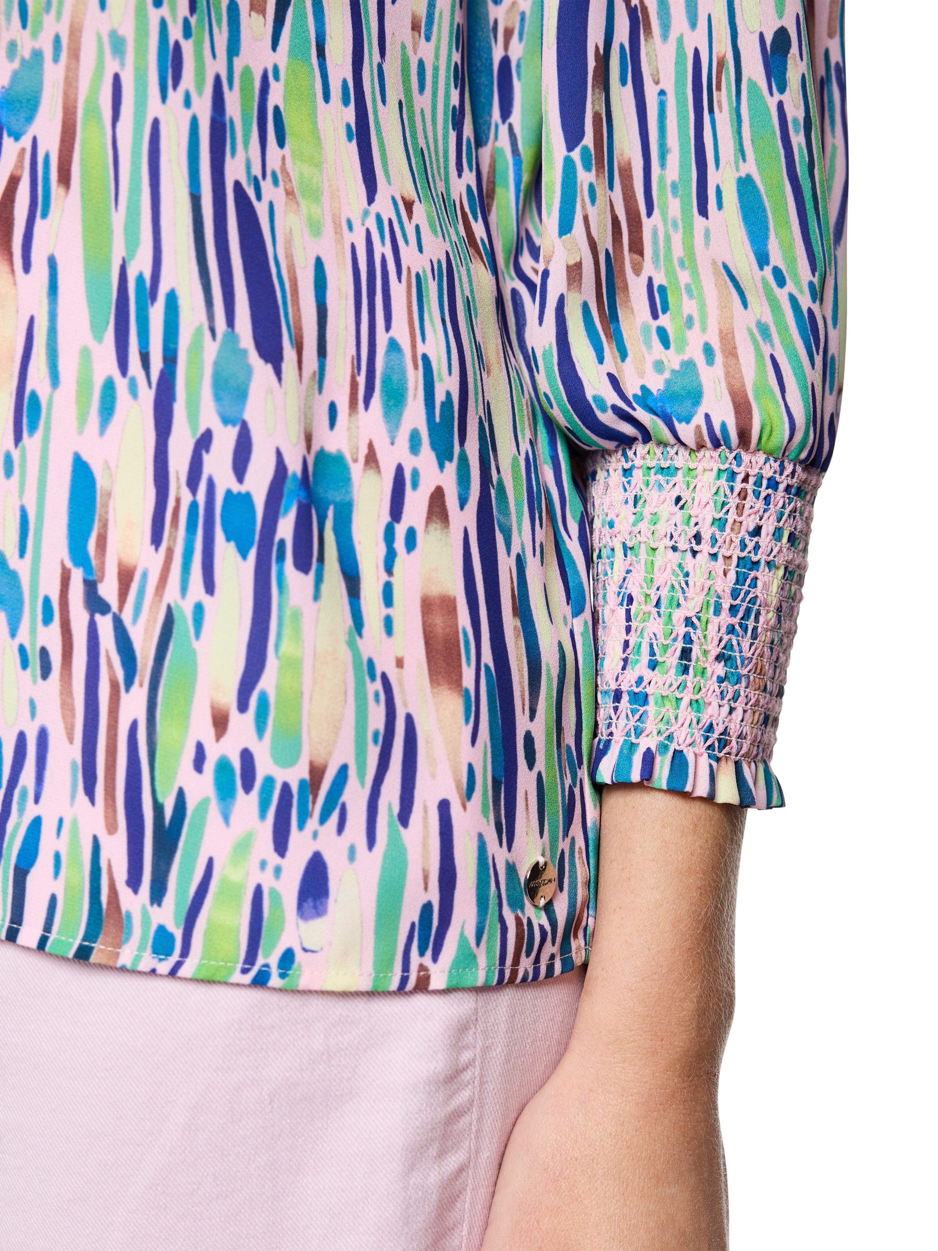 Marc Cain Langarmbluse Spring Fling Premium Damenmode weit geschnitten, mit Allover-Confetti-Print