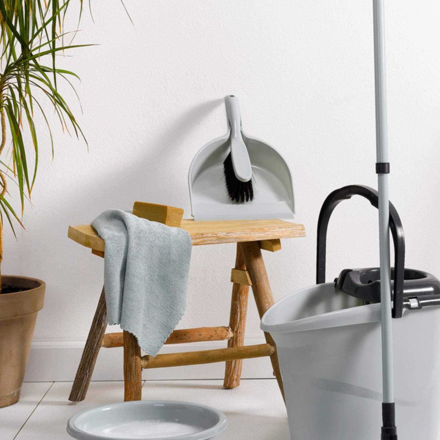 Macosa Home XL Mikrofasertuch 2er Set 50 x 60 cm Mintgrün oder Anthrazit Mikrofasertuch (Mikrofaser, 50x60 cm, Autotuch Glas Spiegel Edelstahl, 2-tlg., Putztuch Poliertuch Staubtuch Küchentuch, Ultra saugstark Maschinenwaschbar Reinigungstuch)