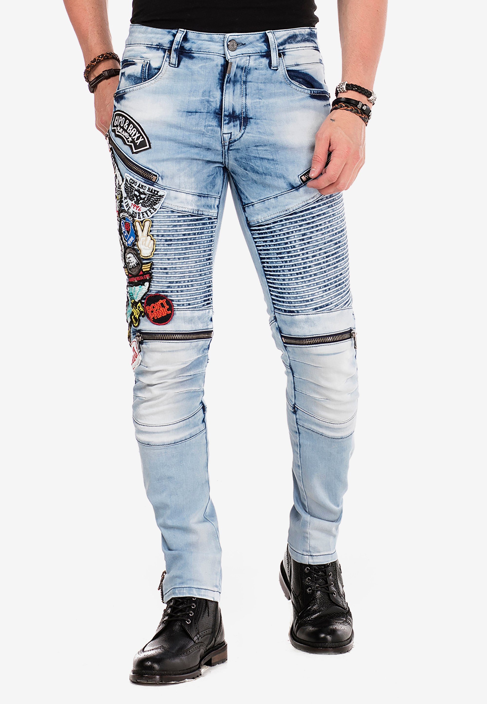 Aufnäher n Streetstyle mit Röhrenjeans Cipo Baxx Fit & Straight