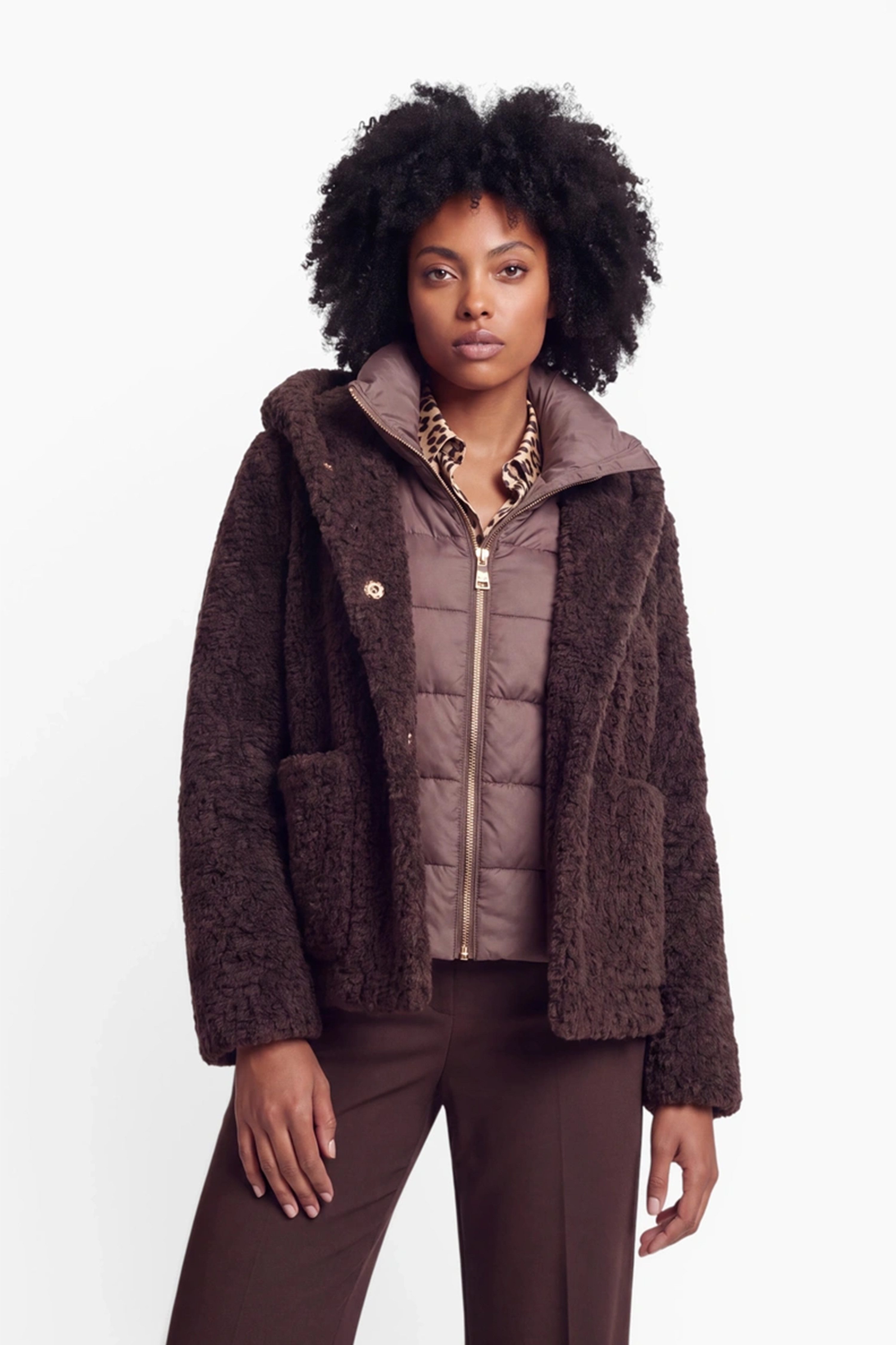 FUNK since 1776 Fellimitatjacke Teddyjacke mit Kapuze in Felloptik mit abnehmbaren Steppkragen