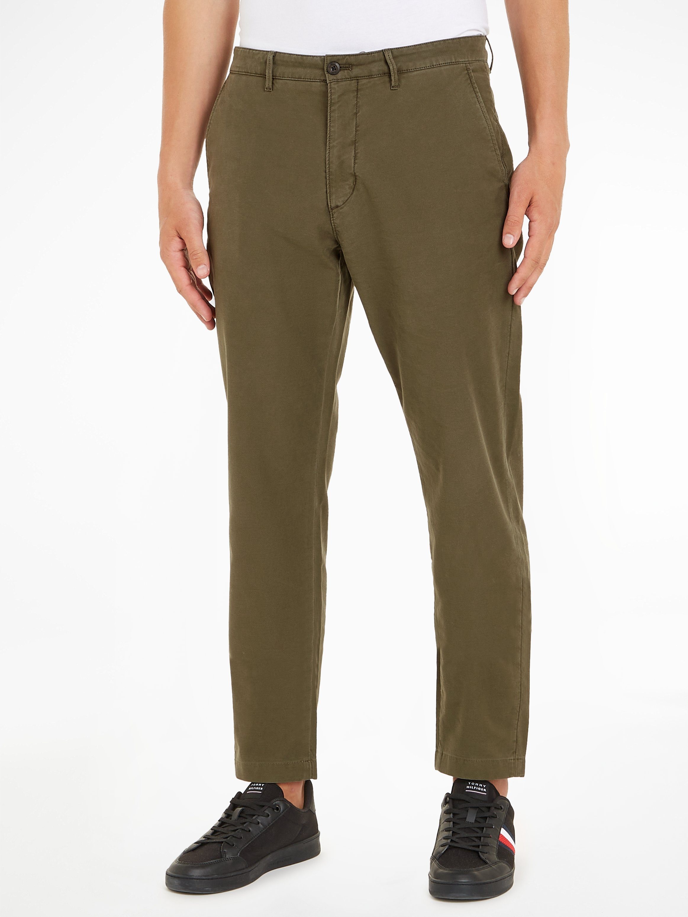 Tommy Hilfiger Chinohose CHINO CHELSEA GABARDINE GMD mit Logostickerei auf der Hintertasche Army Green