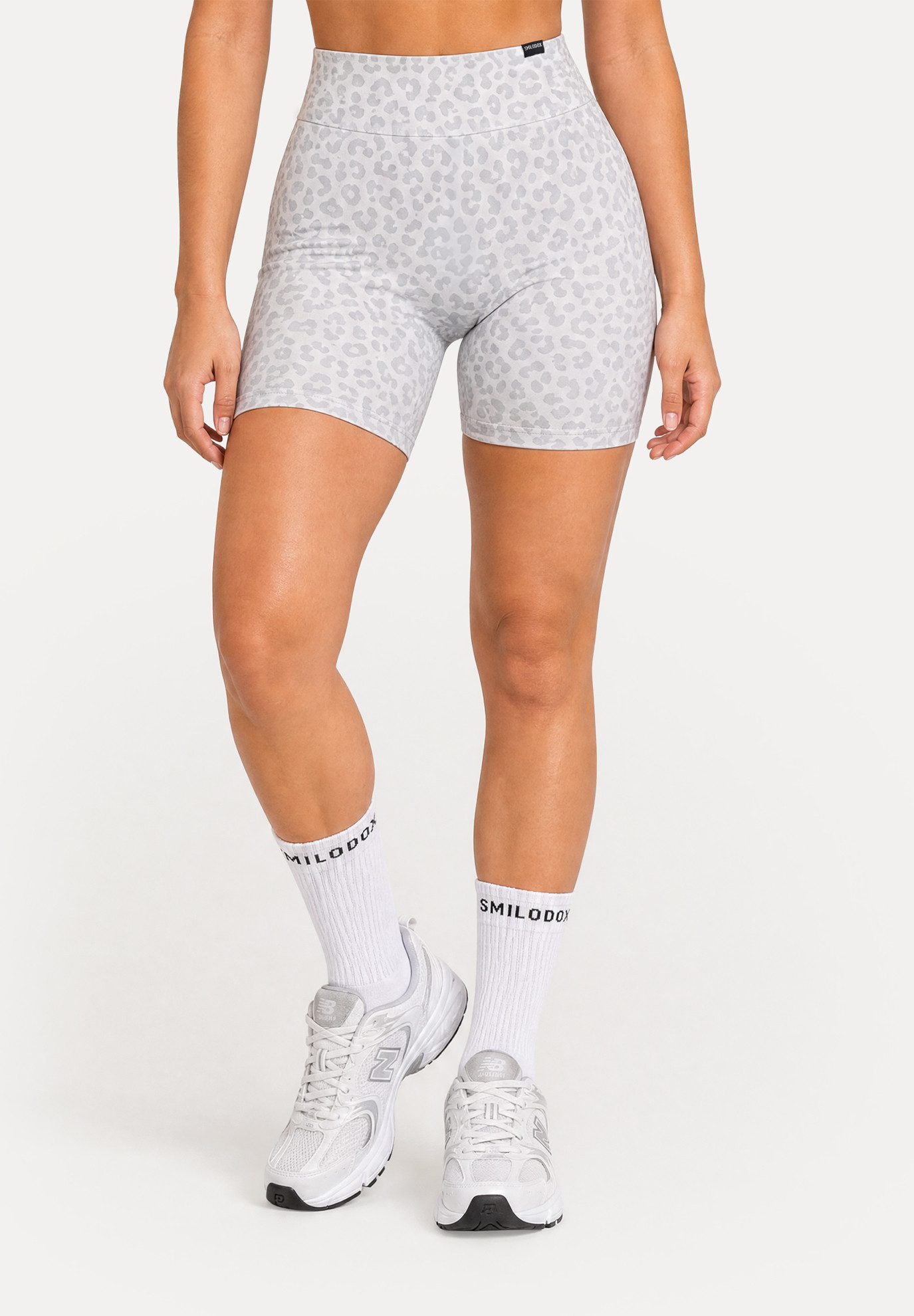 Smilodox Shorts Velvara