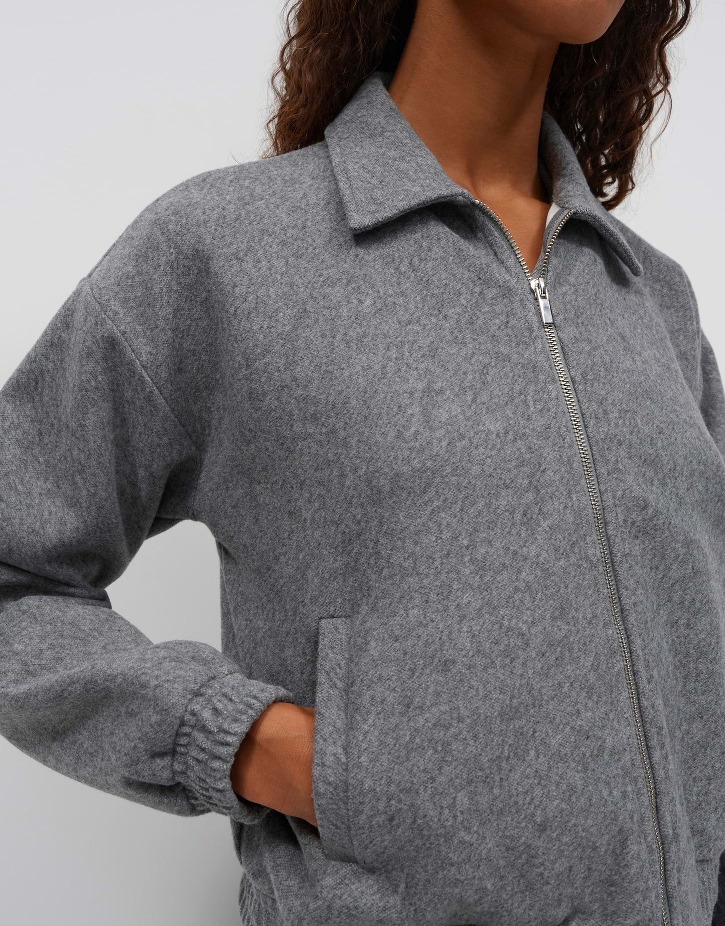 OPUS Sweatjacke Gerzi aus weicher Sweatware Verkürzte O-Form mit elastischen Abschlüssen und Paspeltaschen – Bild 4 von 5