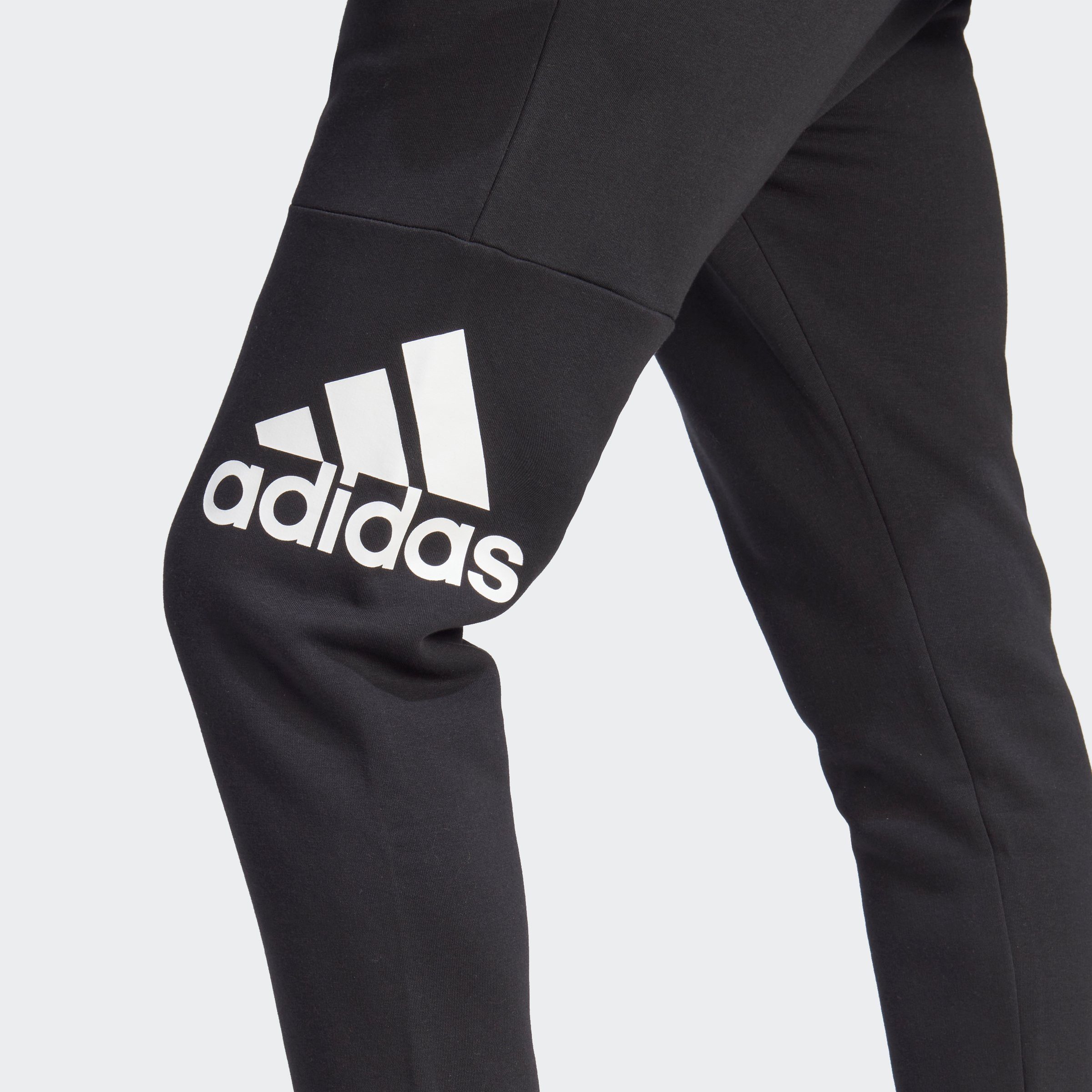 LOGO TAPERED CUFF Black (1-tlg) Sportswear BIG adidas Sporthose ESSENTIALS HOSE