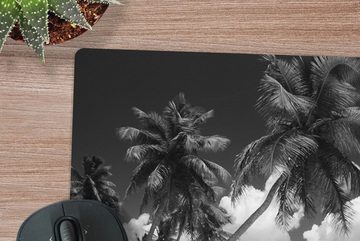 MuchoWow Gaming Mauspad Palmen am Strand in der Dominikanischen Republik schwarz und weiß (1-St), Mousepad mit Rutschfester Unterseite, Gaming, 40x40 cm, XXL, Großes