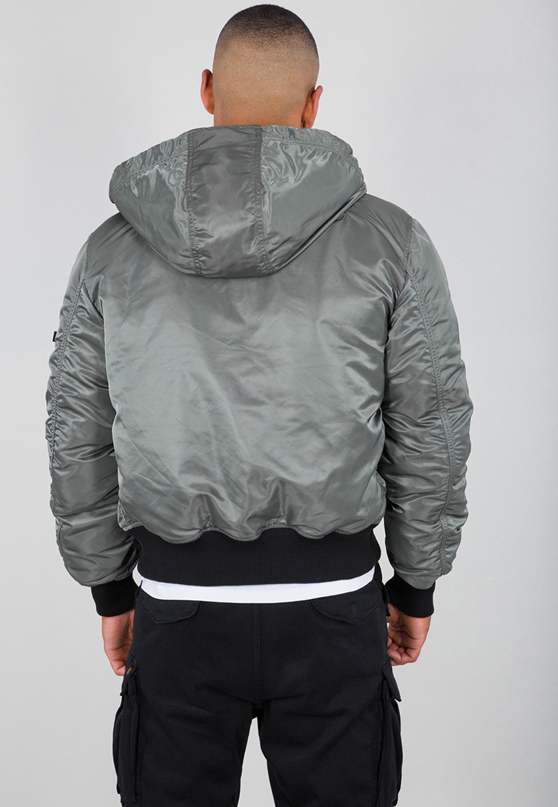 Alpha Industries Winterjacke Alpha Industries vintage - Bomber green Men & Jackets Flight