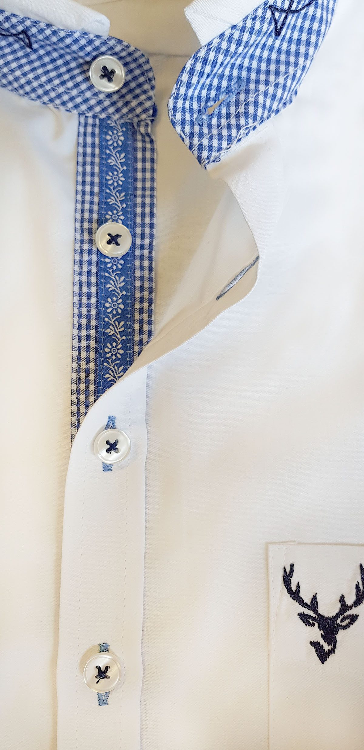 Moschen-Bayern Trachtenhemd Trachtenhemd Herren SLIM FIT Stehkragen Hirsch Langarm Weiß-Blau