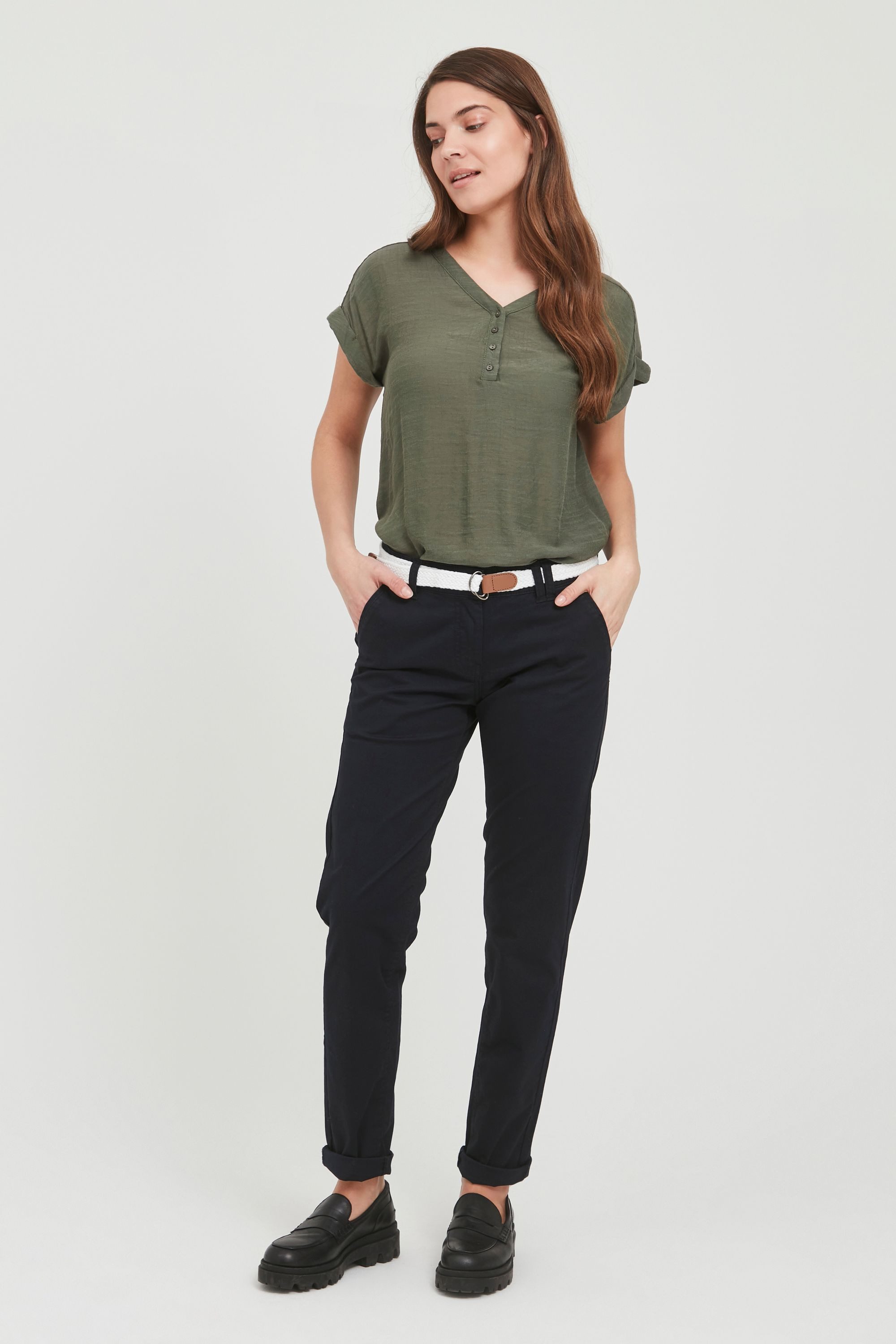 OXMO Chinohose OXChakira Lange Hose mit Gürtel in geflochtener Optik günstig online kaufen