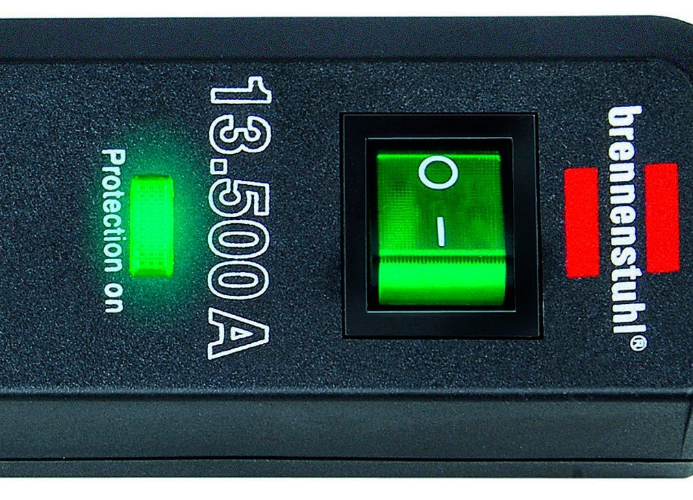 Brennenstuhl Eco-Line Steckdosenleiste 6-fach (Kabellänge 1,5 m), Überspannungsschutz 13.500 A, erhöhter Berührungsschutz und Schalter