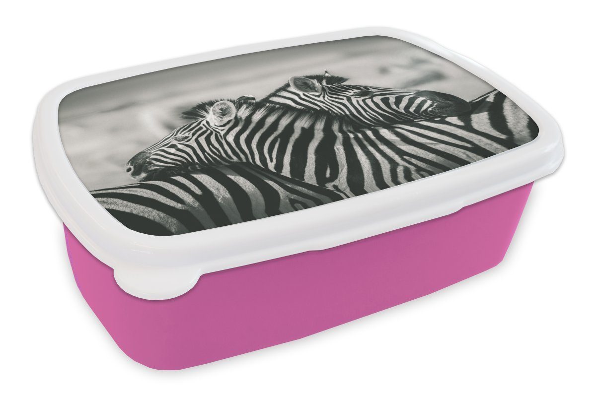MuchoWow Lunchbox Kuschelige Zebras, Kunststoff, (2-tlg), Brotbox für Erwachsene, Brotdose Kinder, Snackbox, Mädchen, Kunststoff rosa