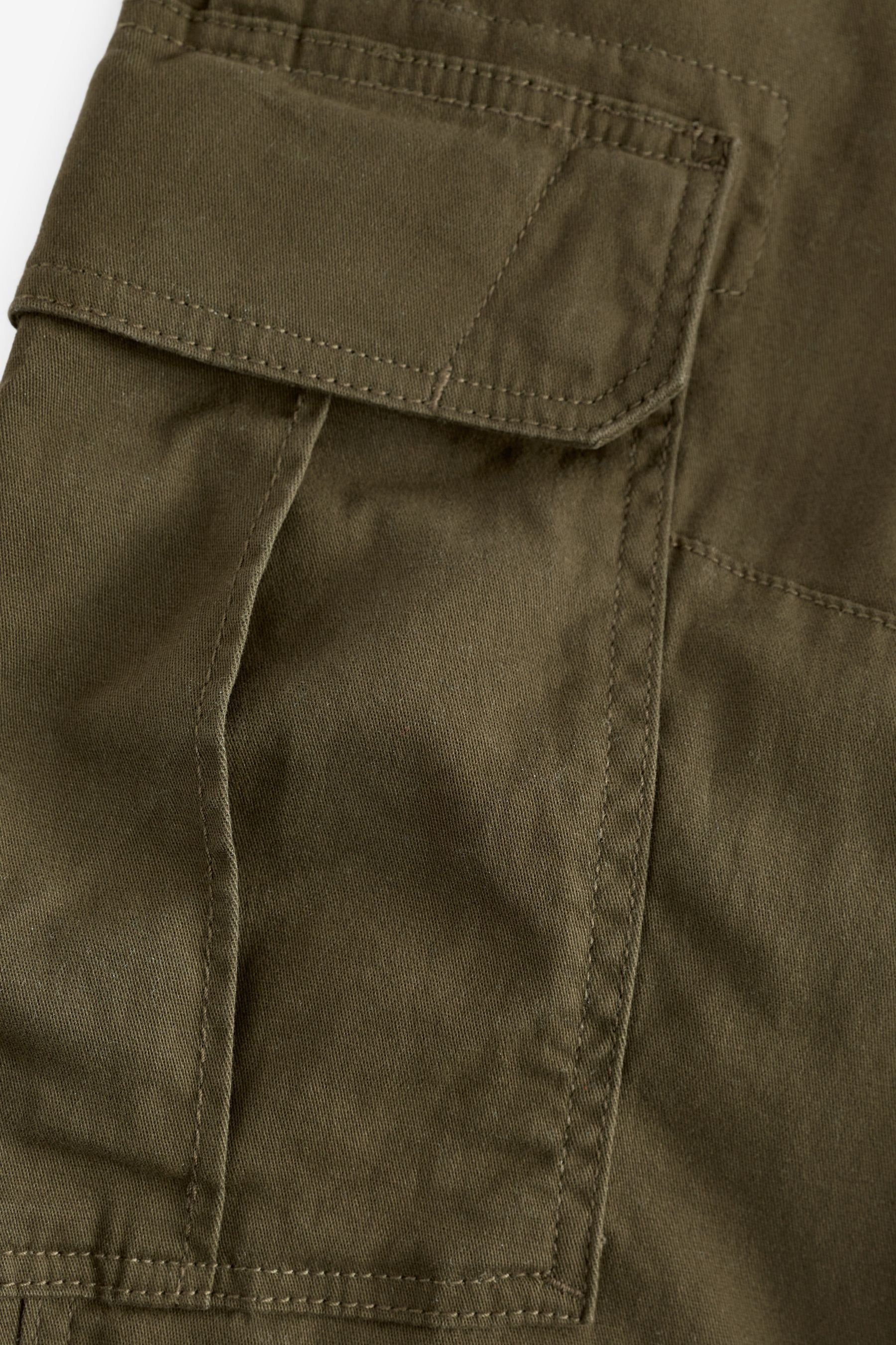 Next – (1-tlg) Khaki aus Cargohose Cargo-Hose Straight Baumwollstretch Green Fit