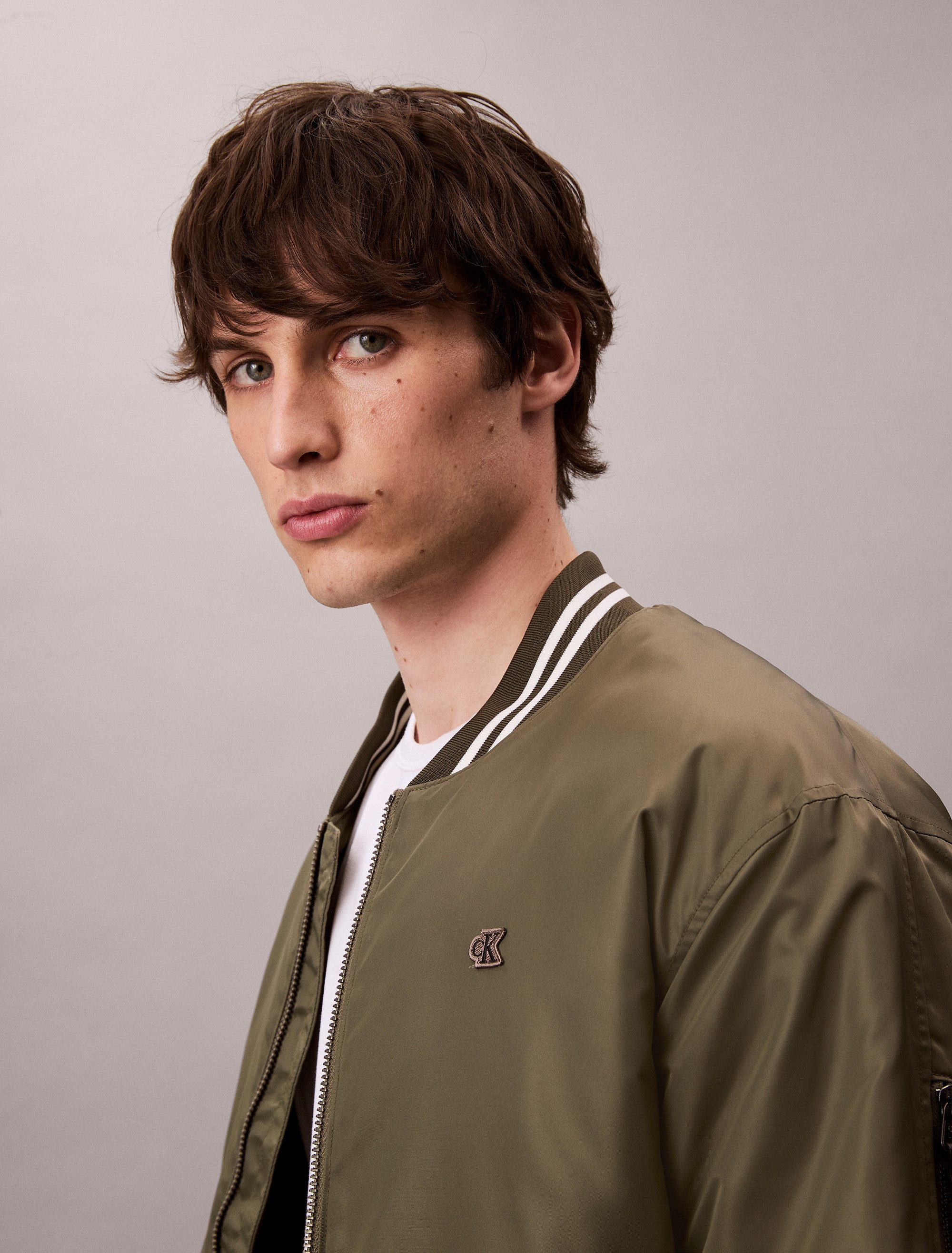Calvin Klein Jeans Collegejacke LS JEANS TIPPED HERO BOMBER Mit Rundhalsausschnitt, regular fit